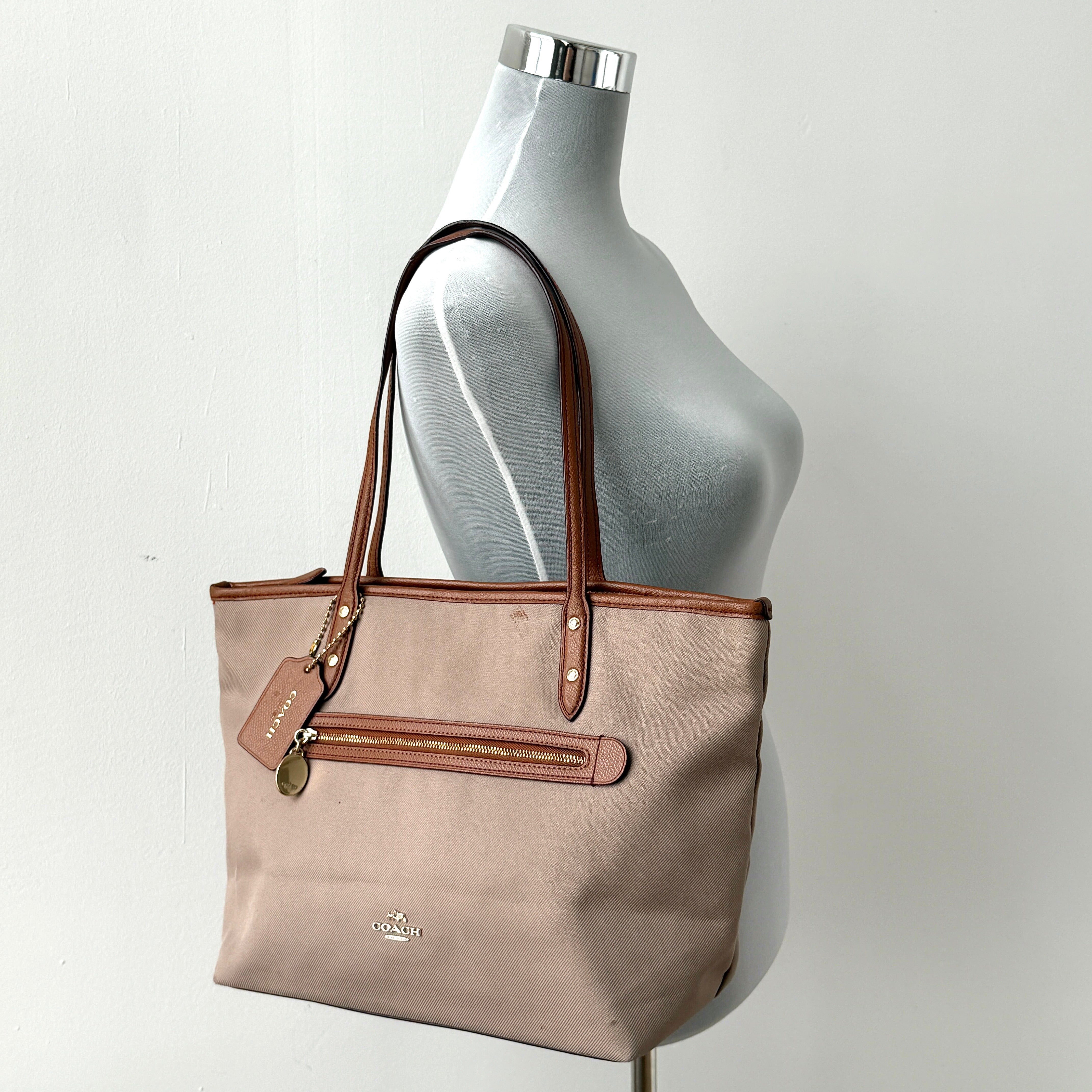 Coach Sawyer Tote Bag Brown