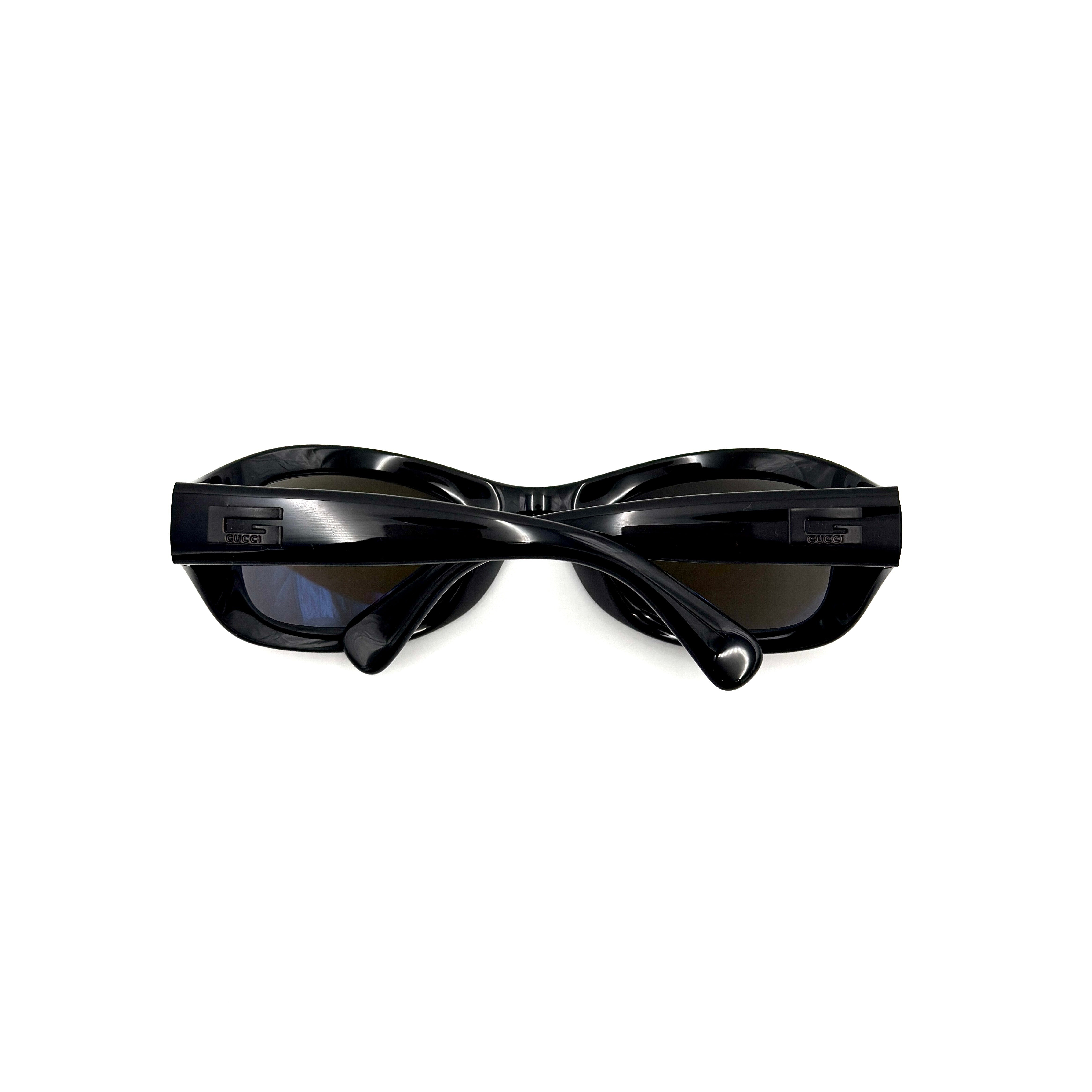 Gucci GG2000/S Oval Sunglasses Black
