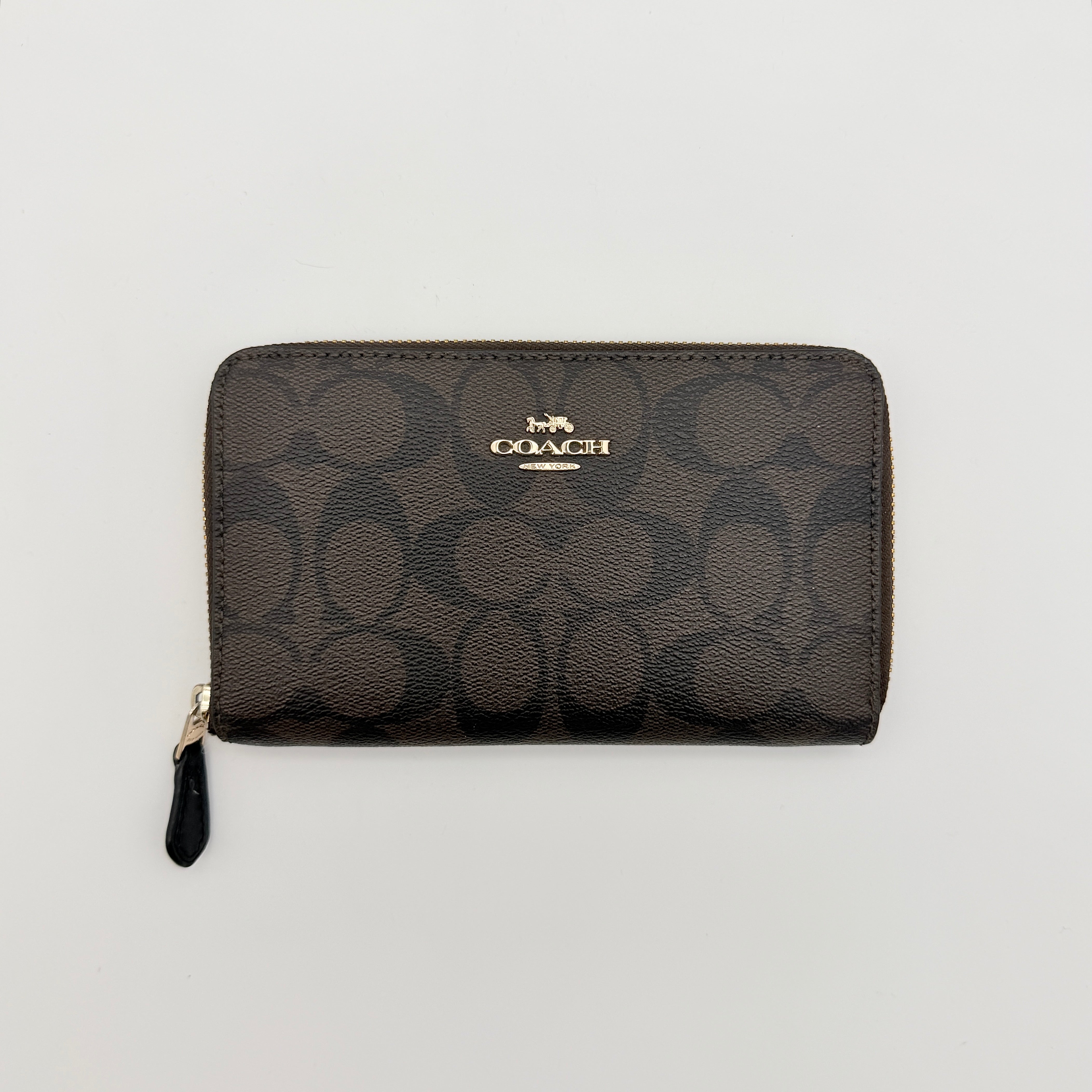 Coach Medium ID Zip Wallet Brown