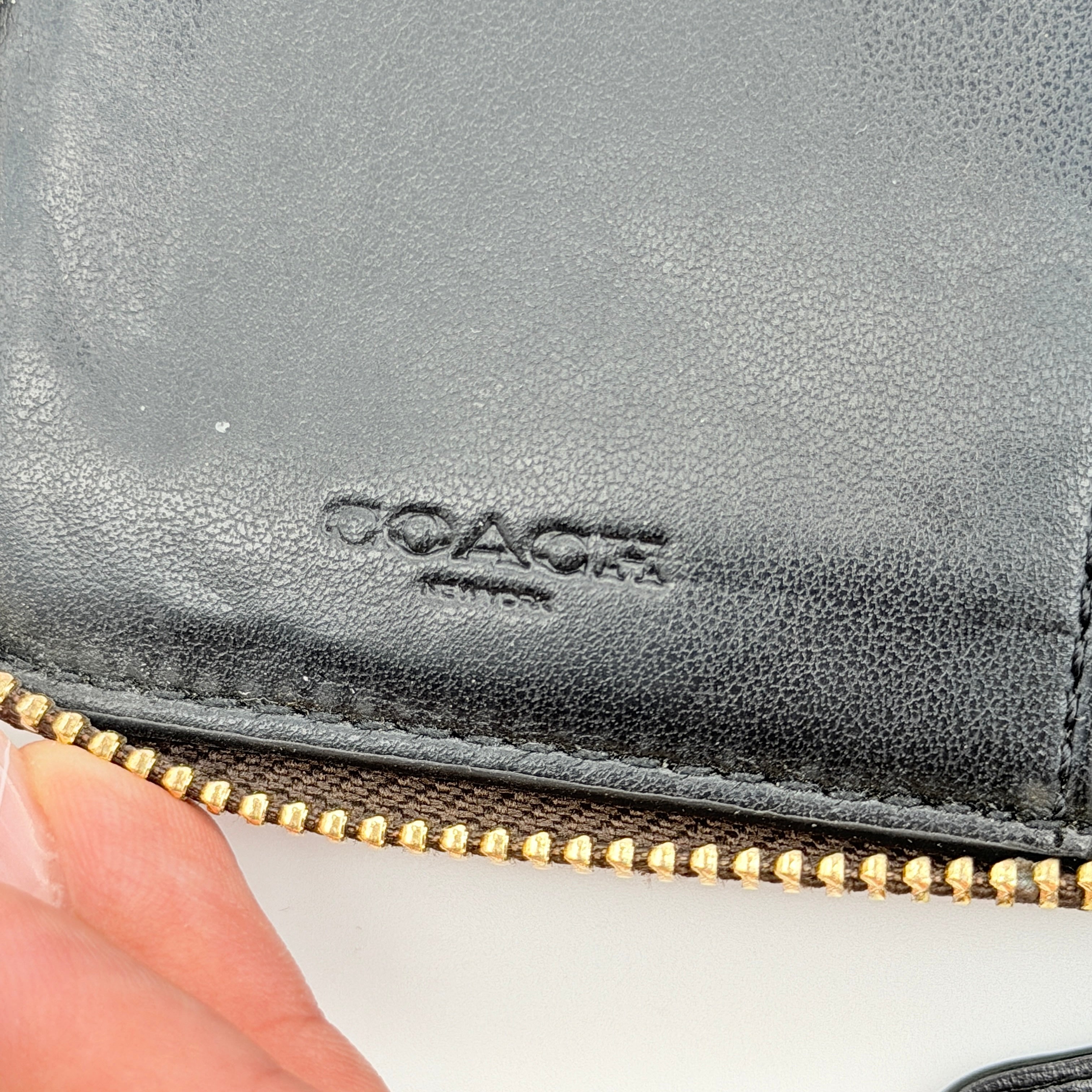 Coach Medium ID Zip Wallet Brown