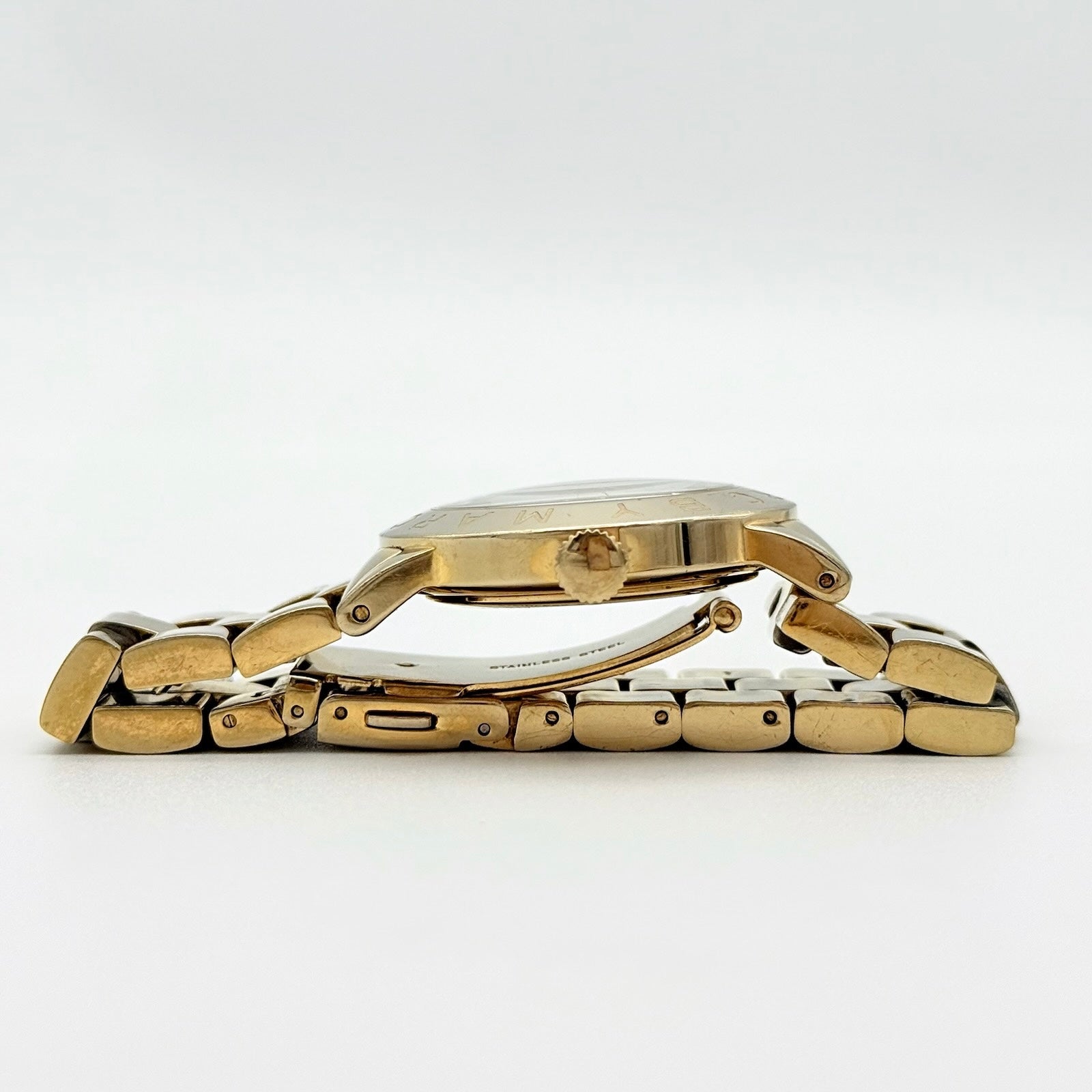 Marc by Marc Jacobs Amy MBM3056 Stainless Steel Watch Gold