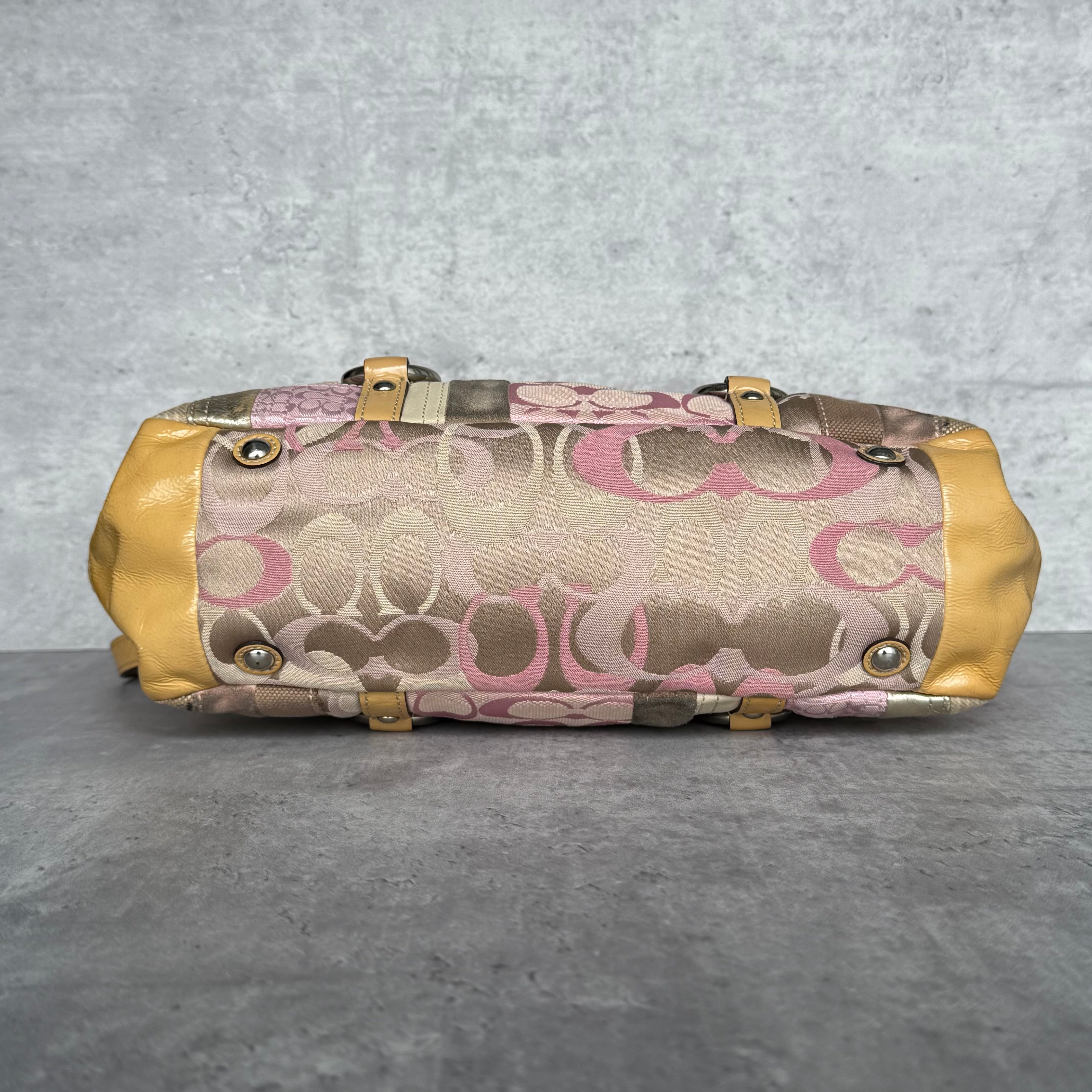 Coach Y2K Signature Patchwork Gallery Tote Bag Beige/Pink