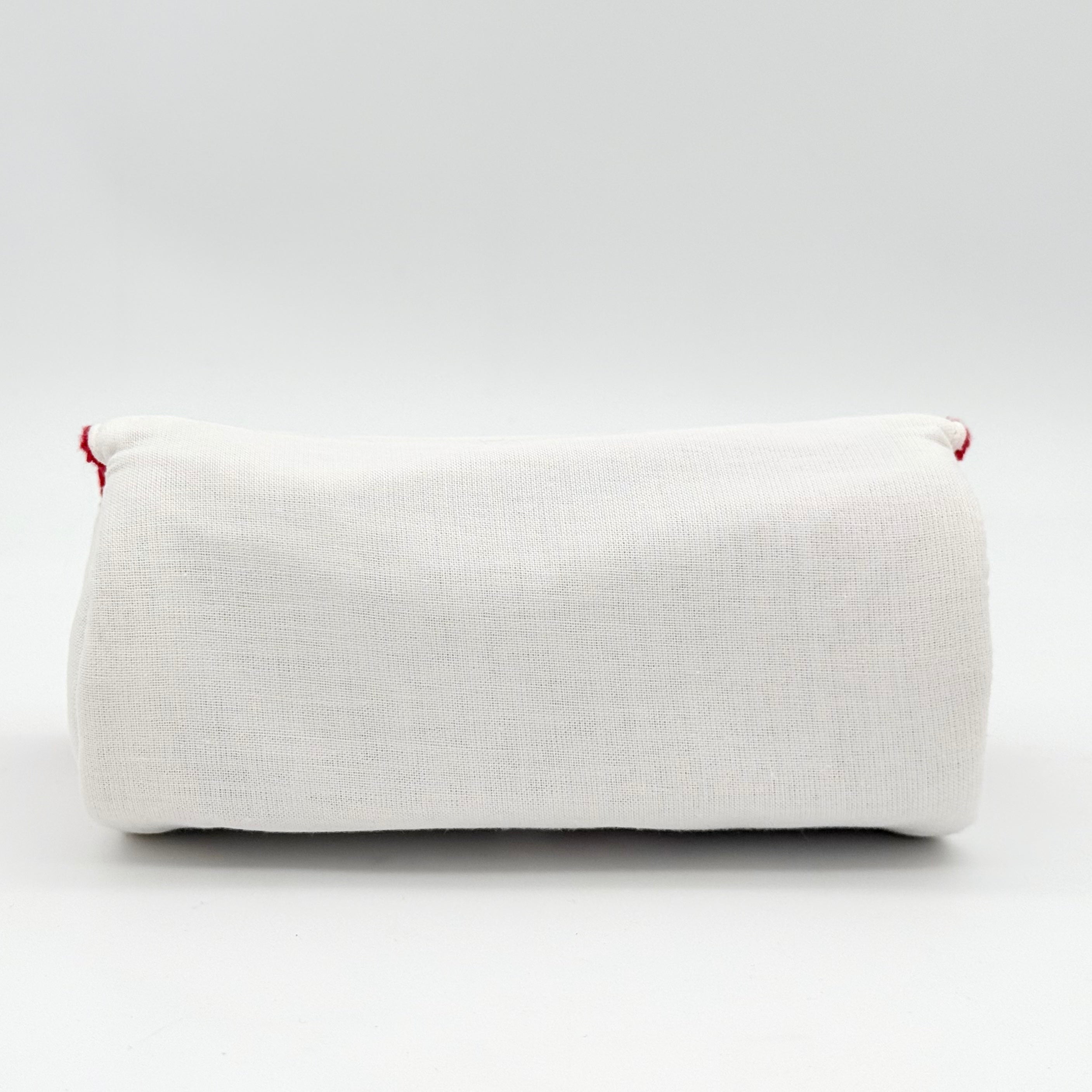 Chanel N°1 de Chanel Roll Cotton Pouch White/Red