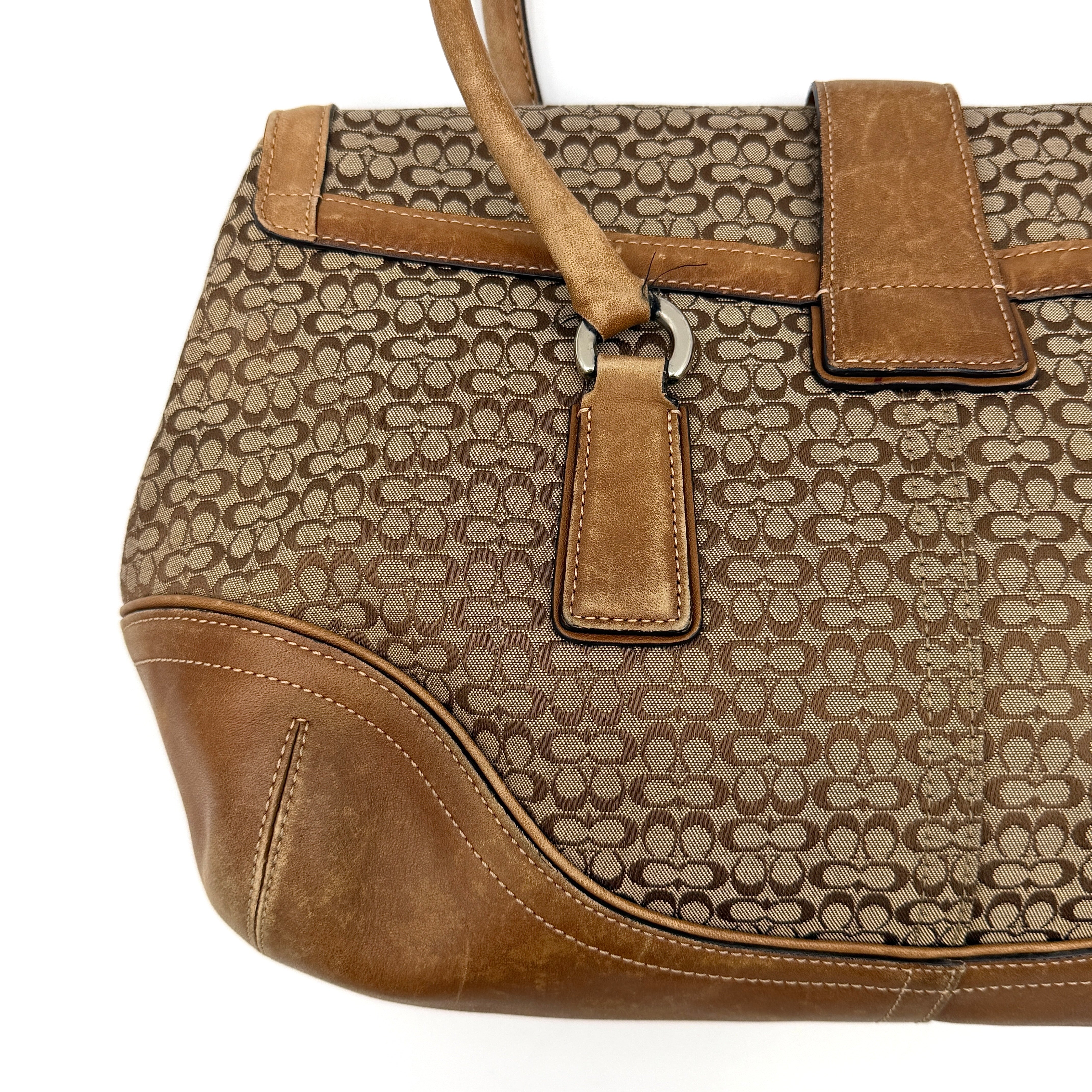 Coach Y2K Signature Soho Shoulder Bag Beige/Tan