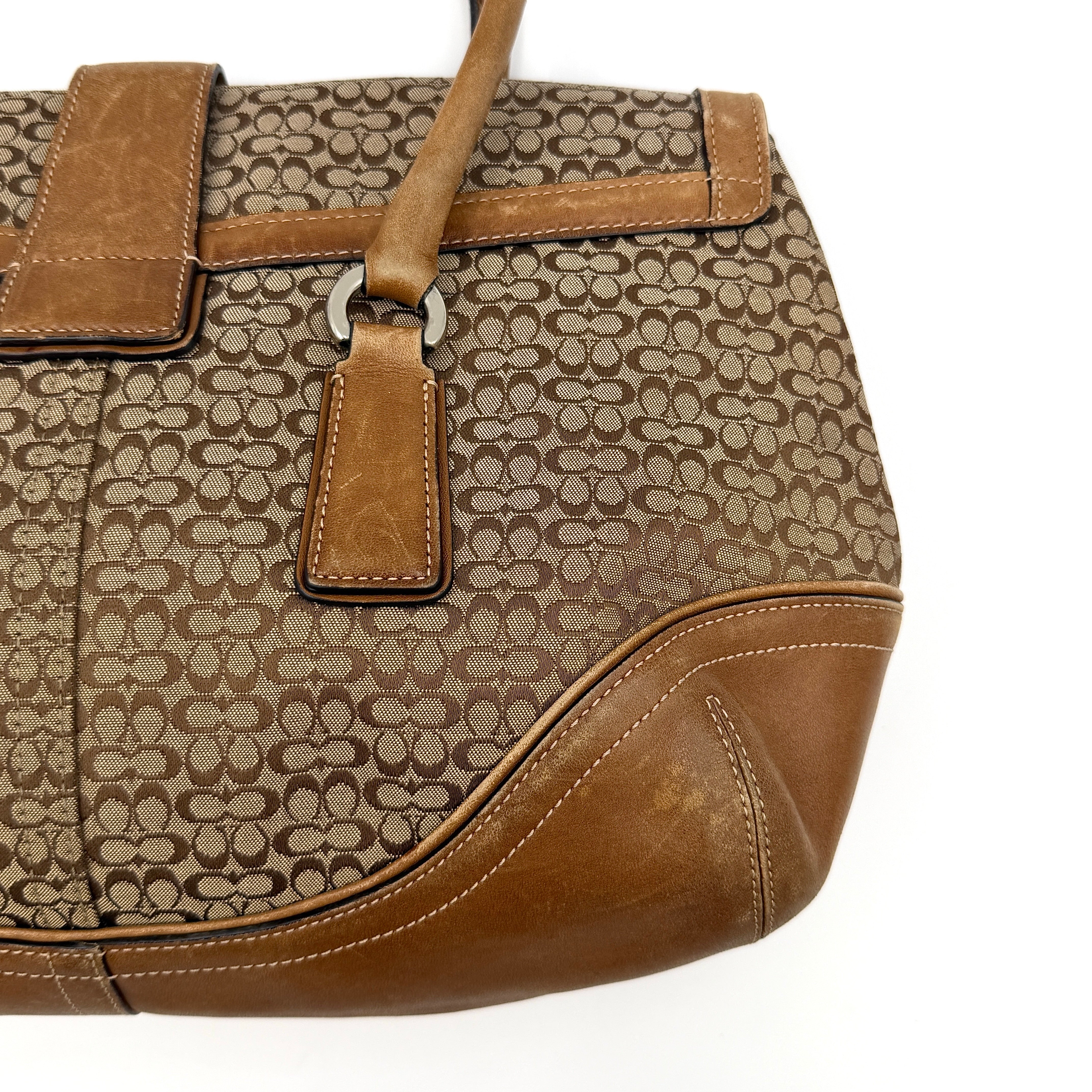 Coach Y2K Signature Soho Shoulder Bag Beige/Tan