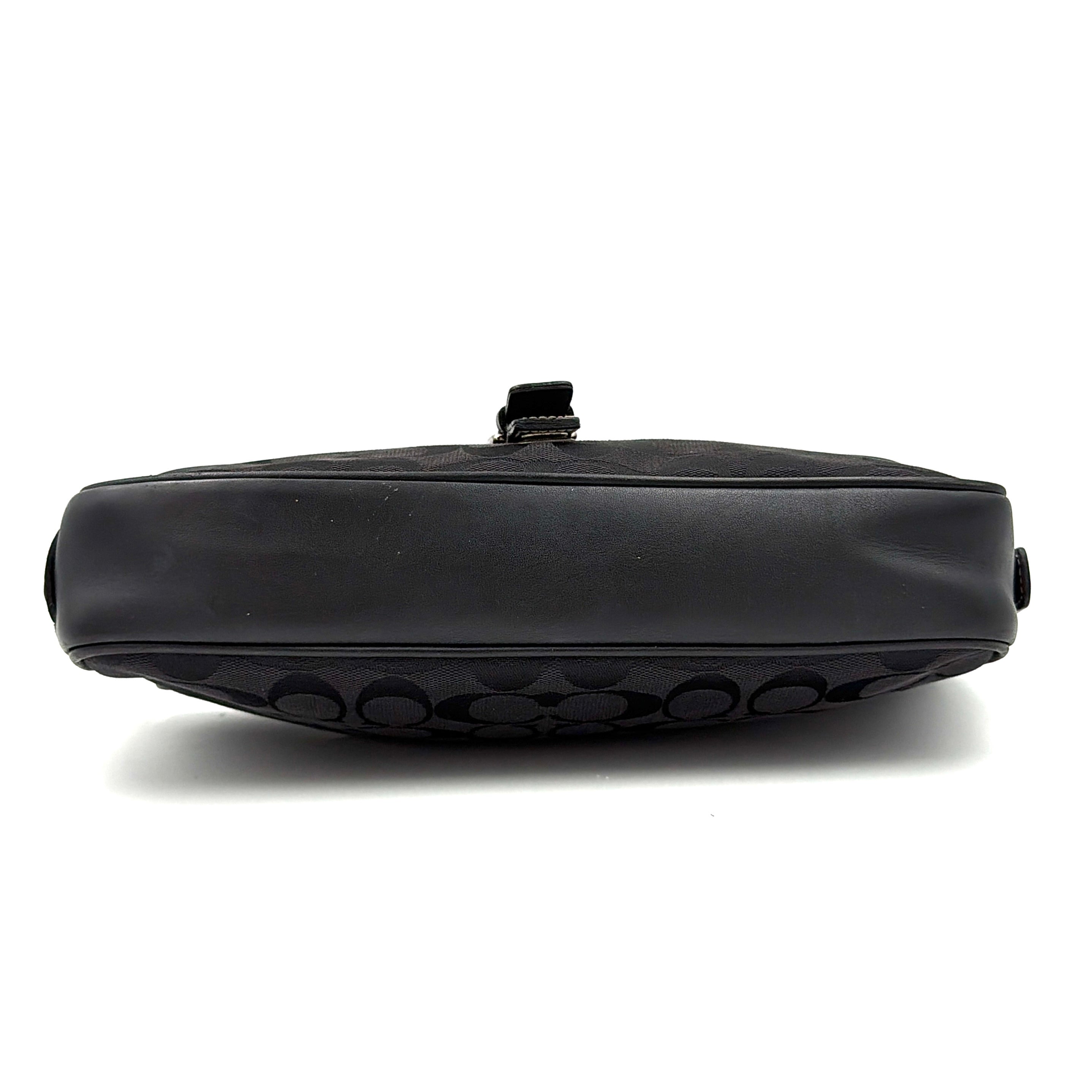 Coach Signature Hampton Baguette Shoulder Bag Black