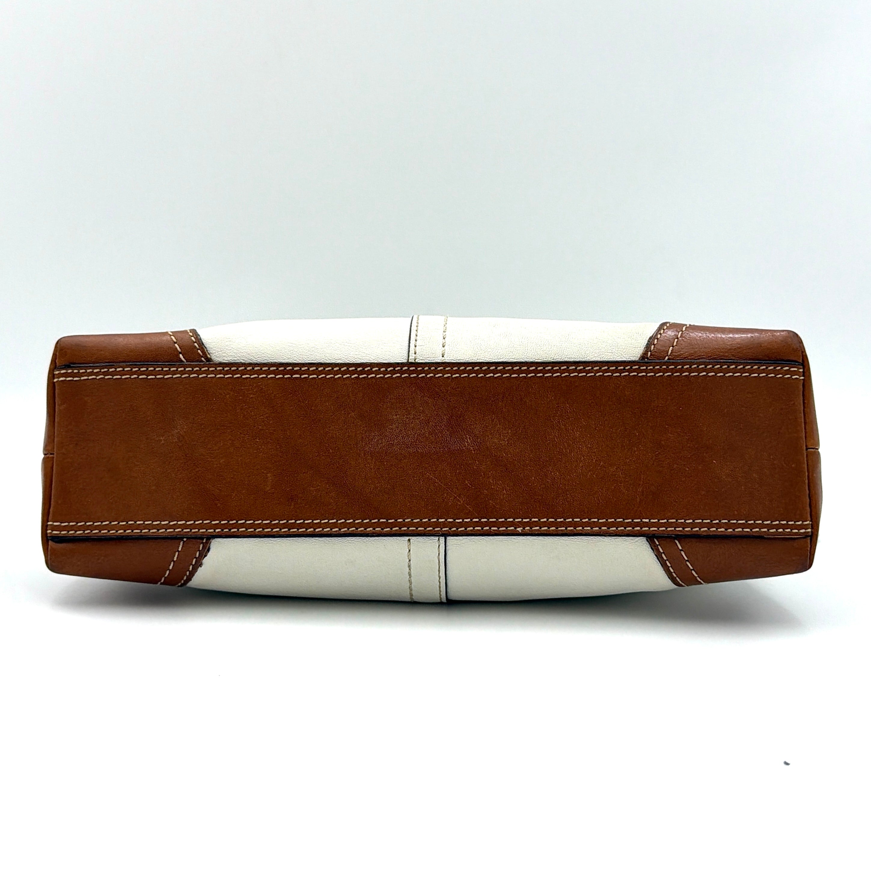 Coach Y2K Hampton Demi Baguette Shoulder Bag Cream/Tan