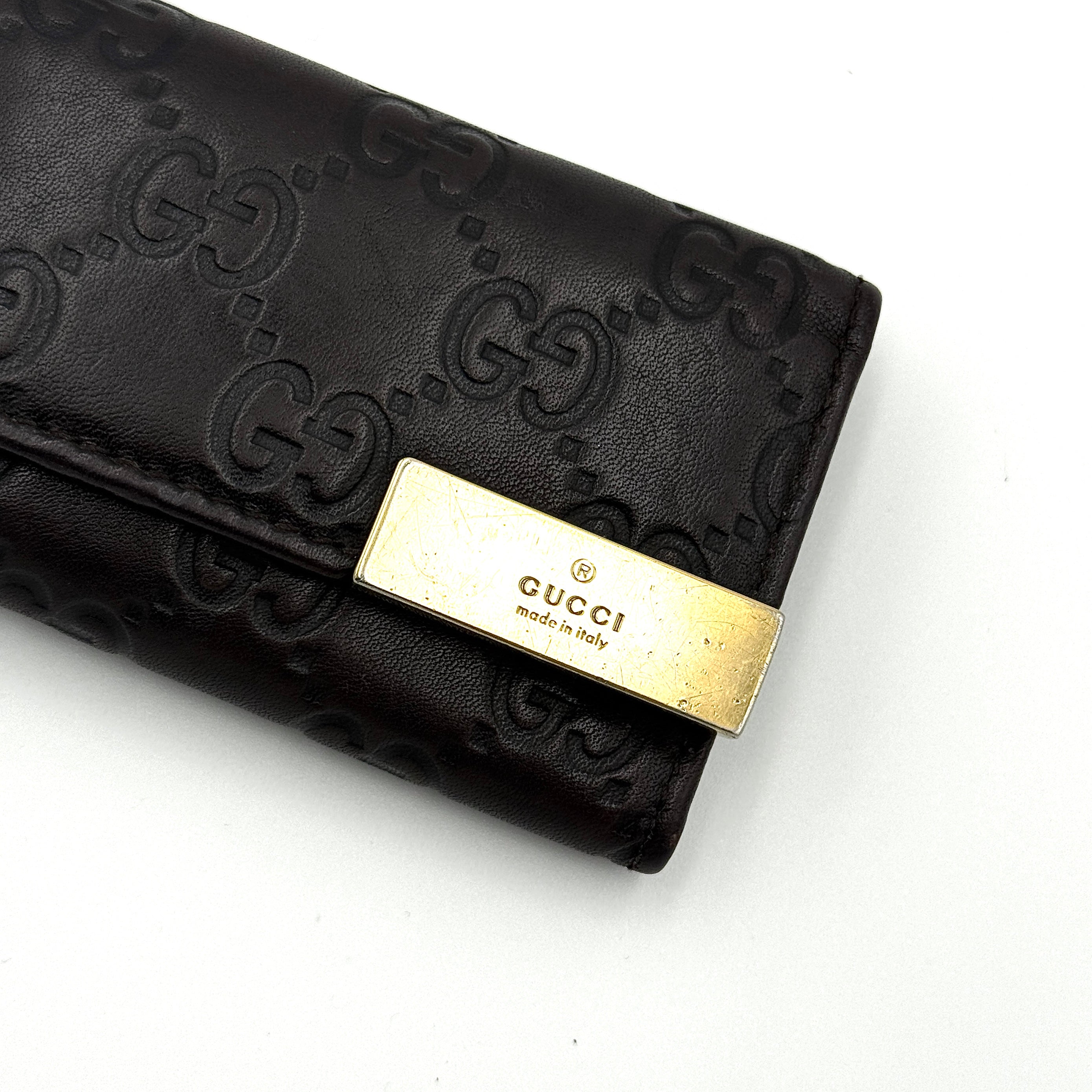 Gucci GG Guccissima Leather Key Holder Black
