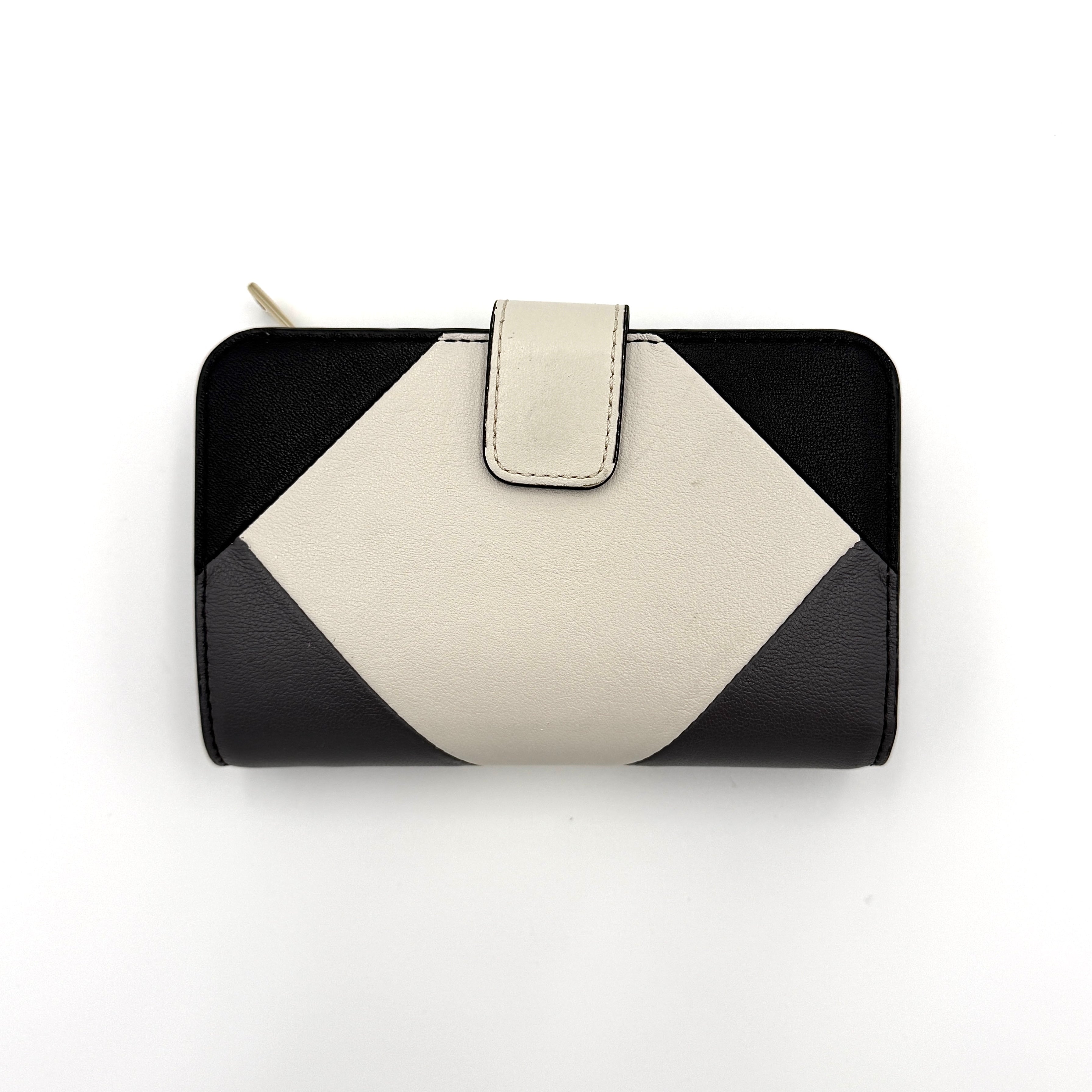 Furla Camelia M Compact Wallet Black/White