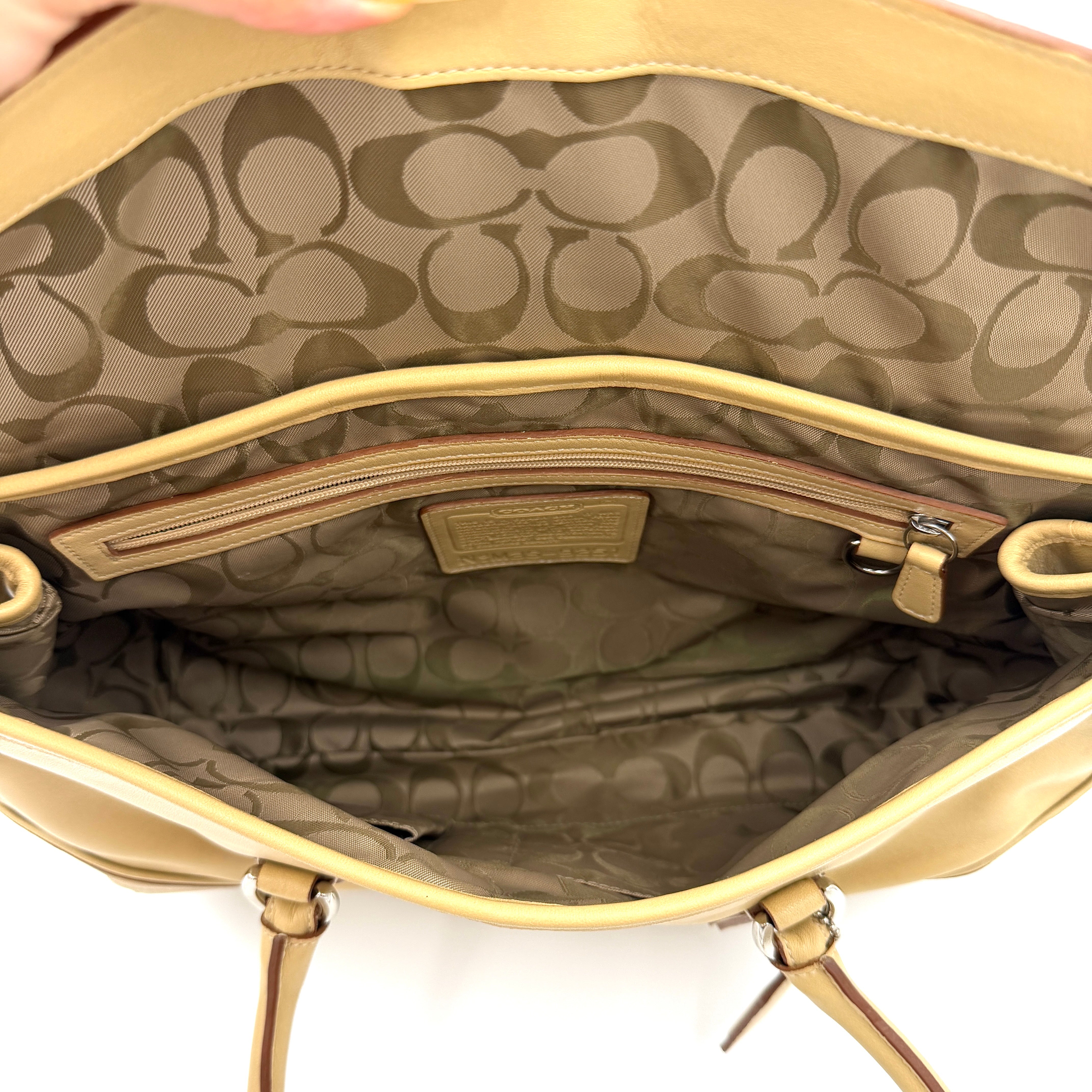 Coach Y2K Signature Soho Shoulder Bag Light Tan