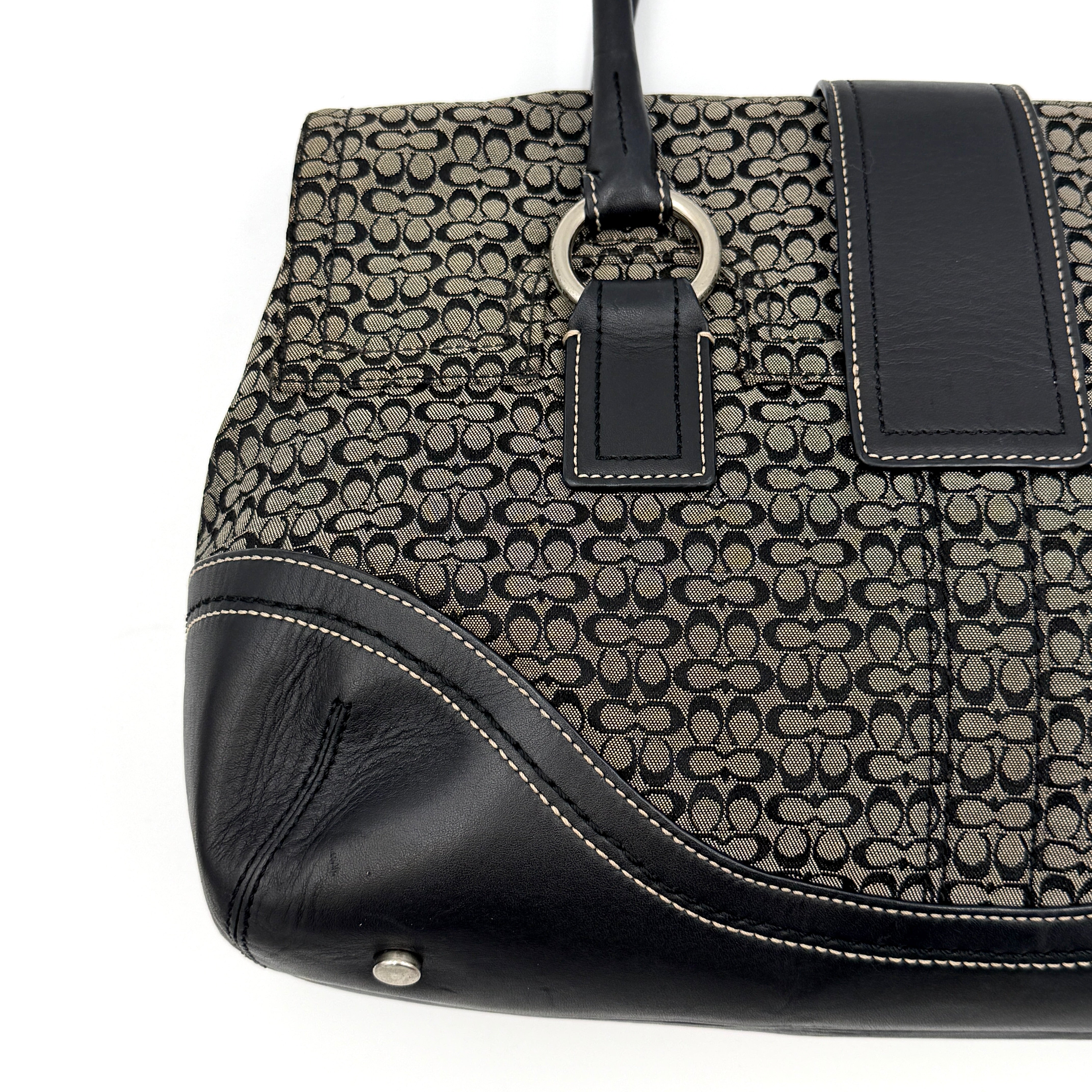 Coach Y2K Soho Shoulder Bag Grey/Black (With Charms)