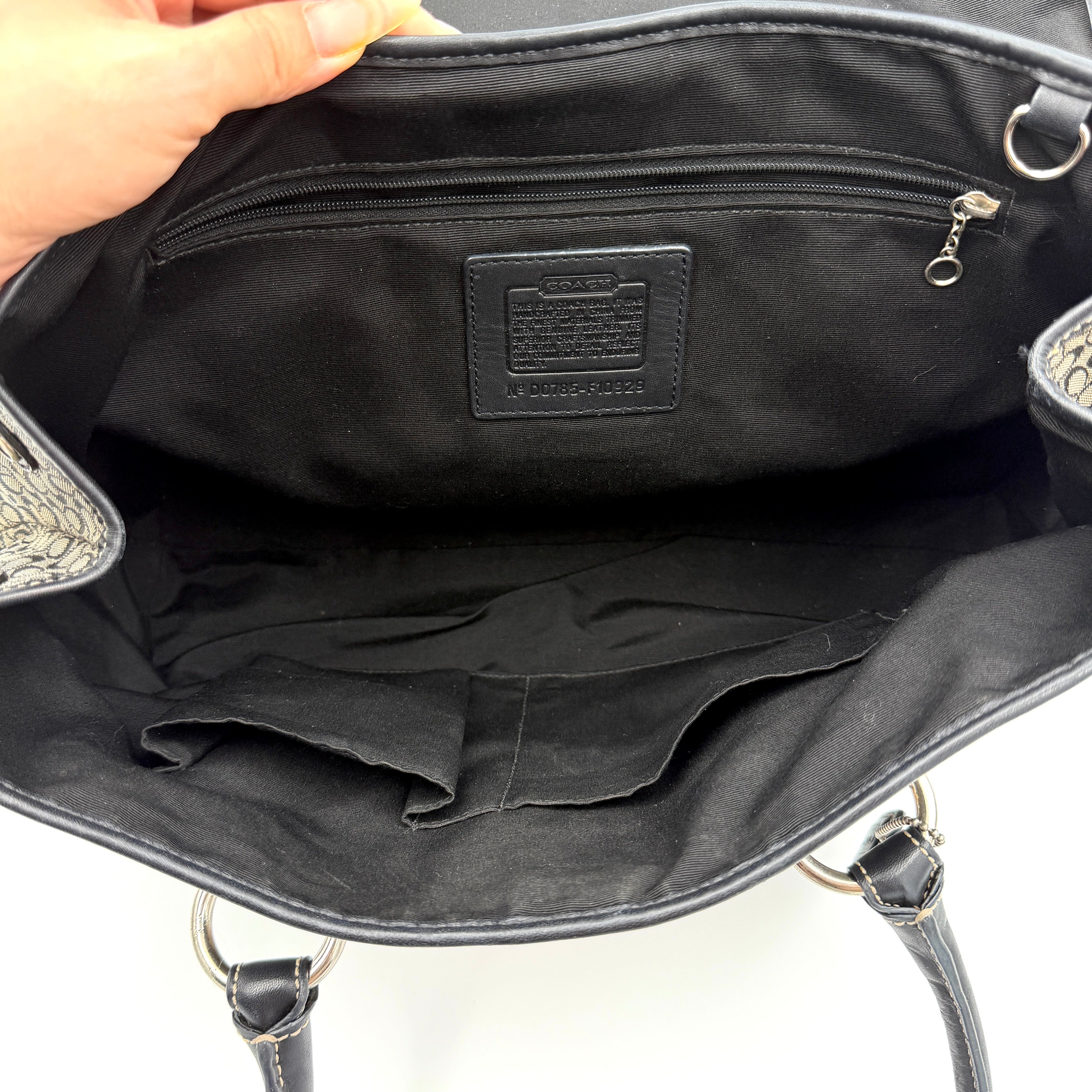 Coach Y2K Soho Shoulder Bag Grey/Black (With Charms)