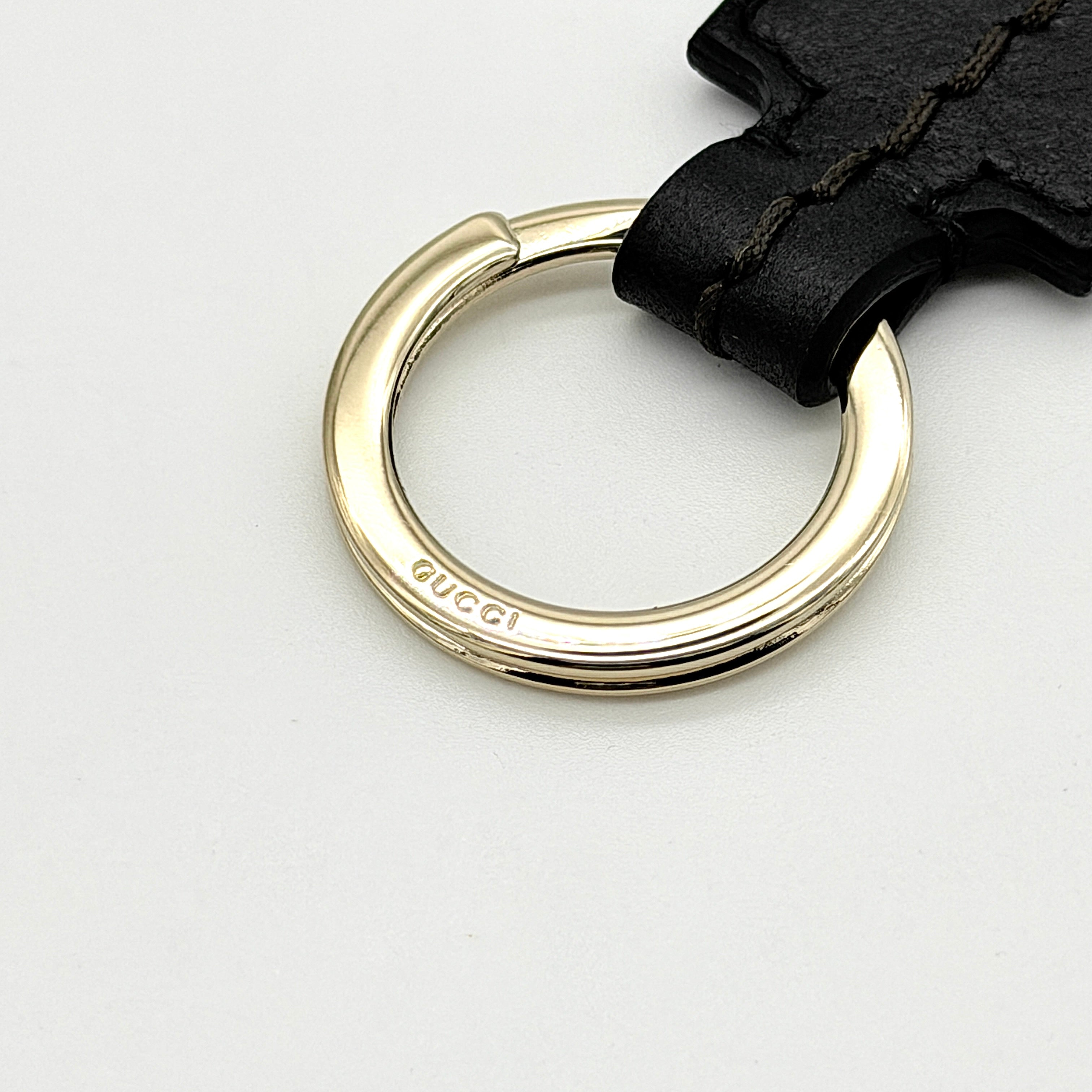 Gucci Script Logo Leather Keyring Black