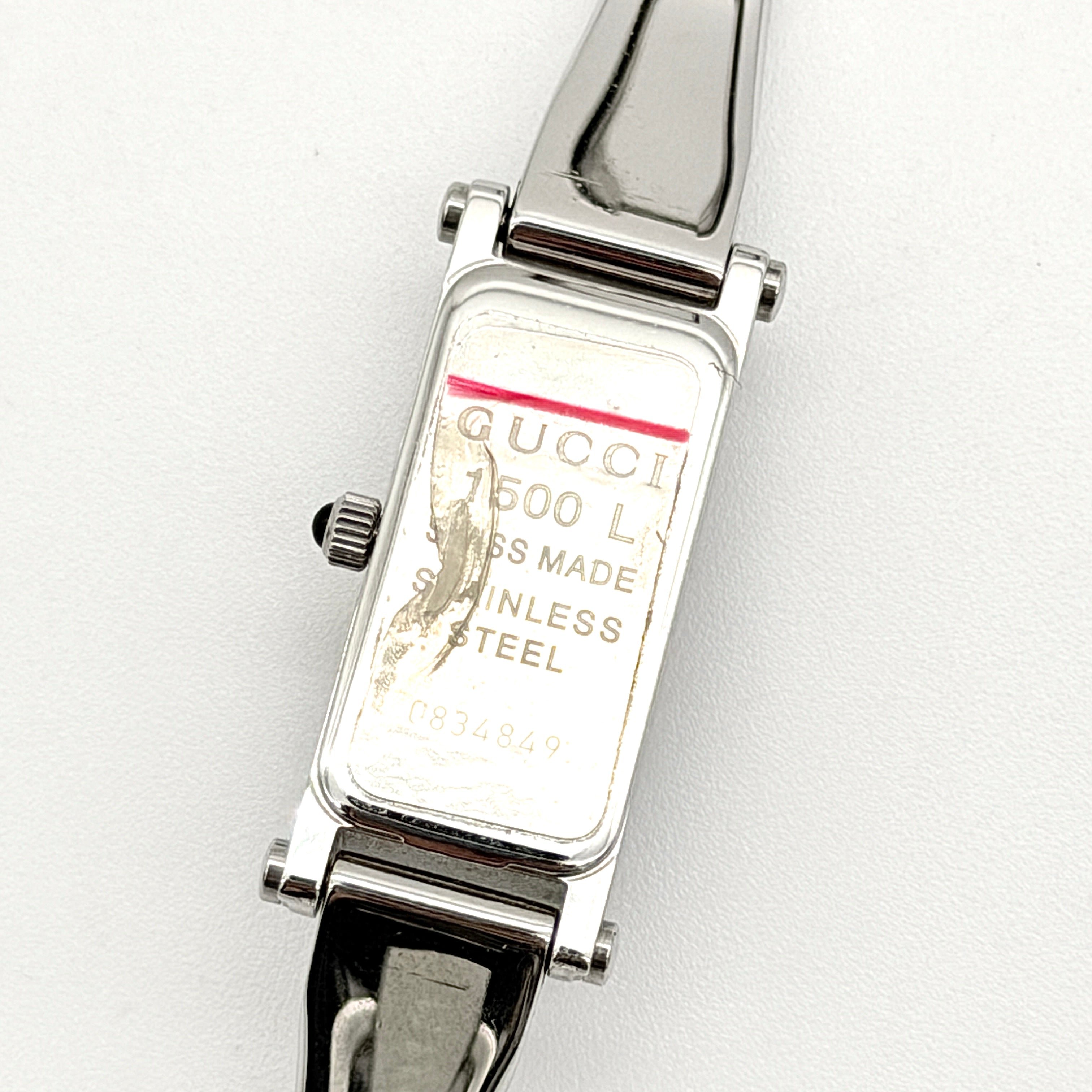 Gucci 1500L Black Dial Bangle Watch