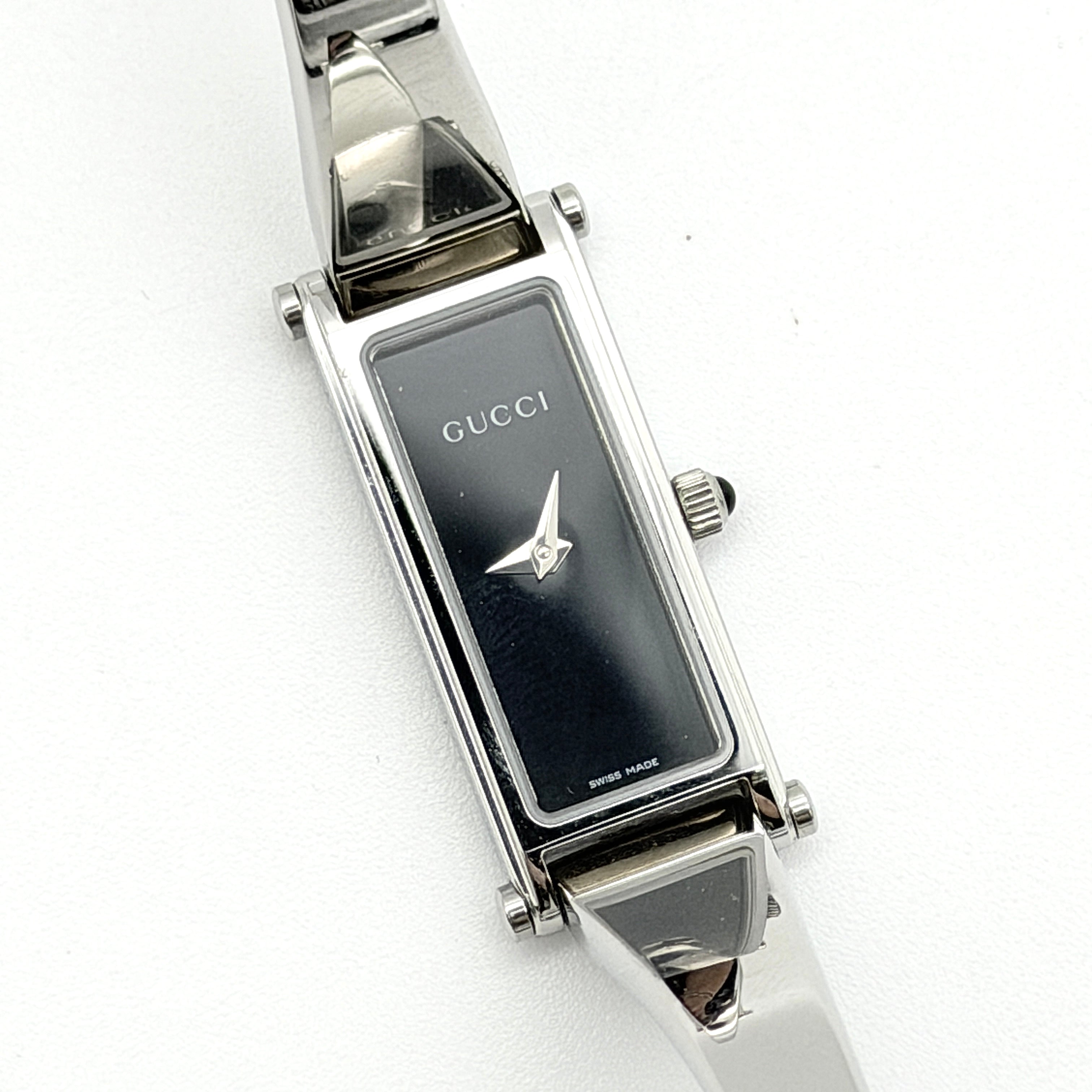 Gucci 1500L Black Dial Bangle Watch