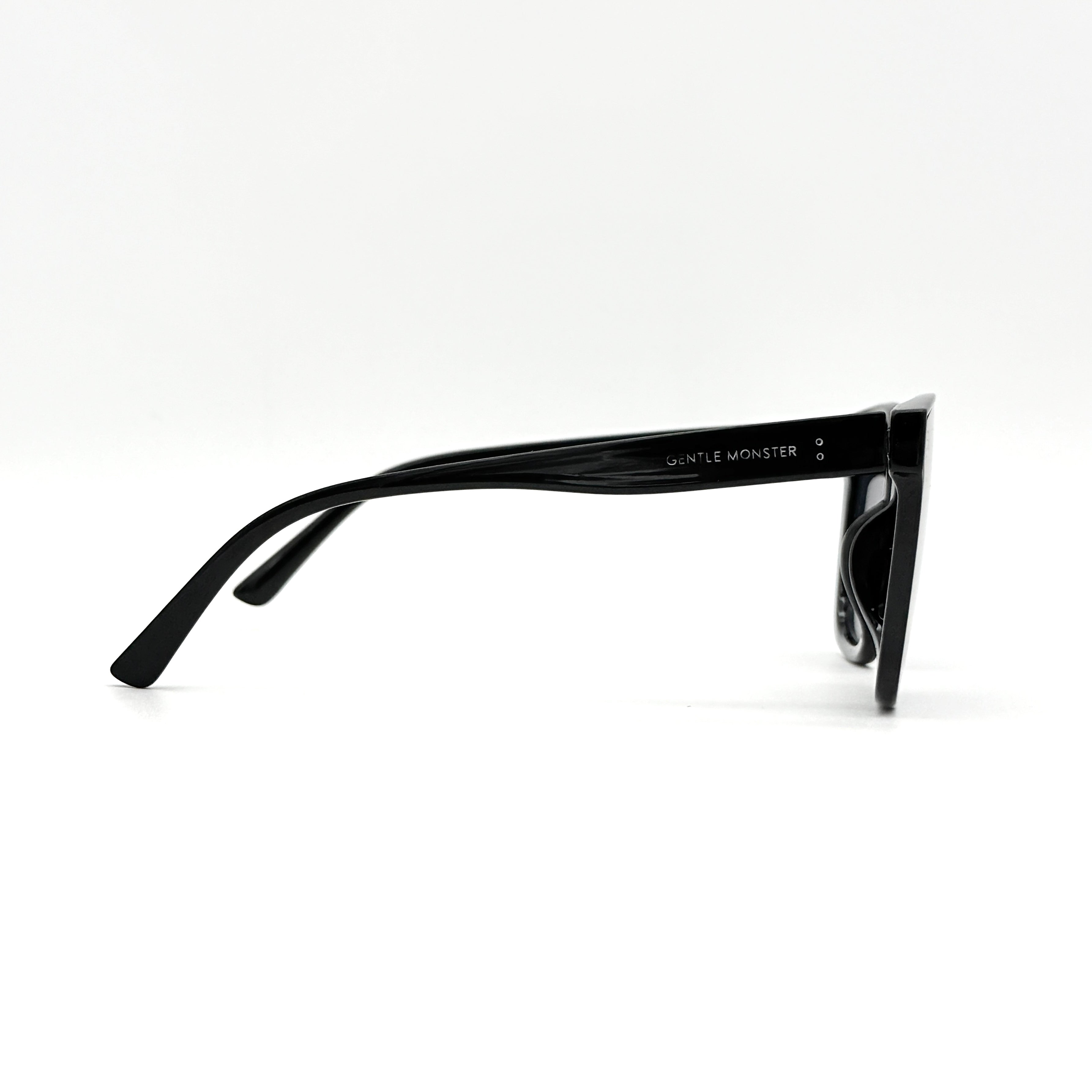 Gentle Monster Dreamer 17 01 Sunglasses Black