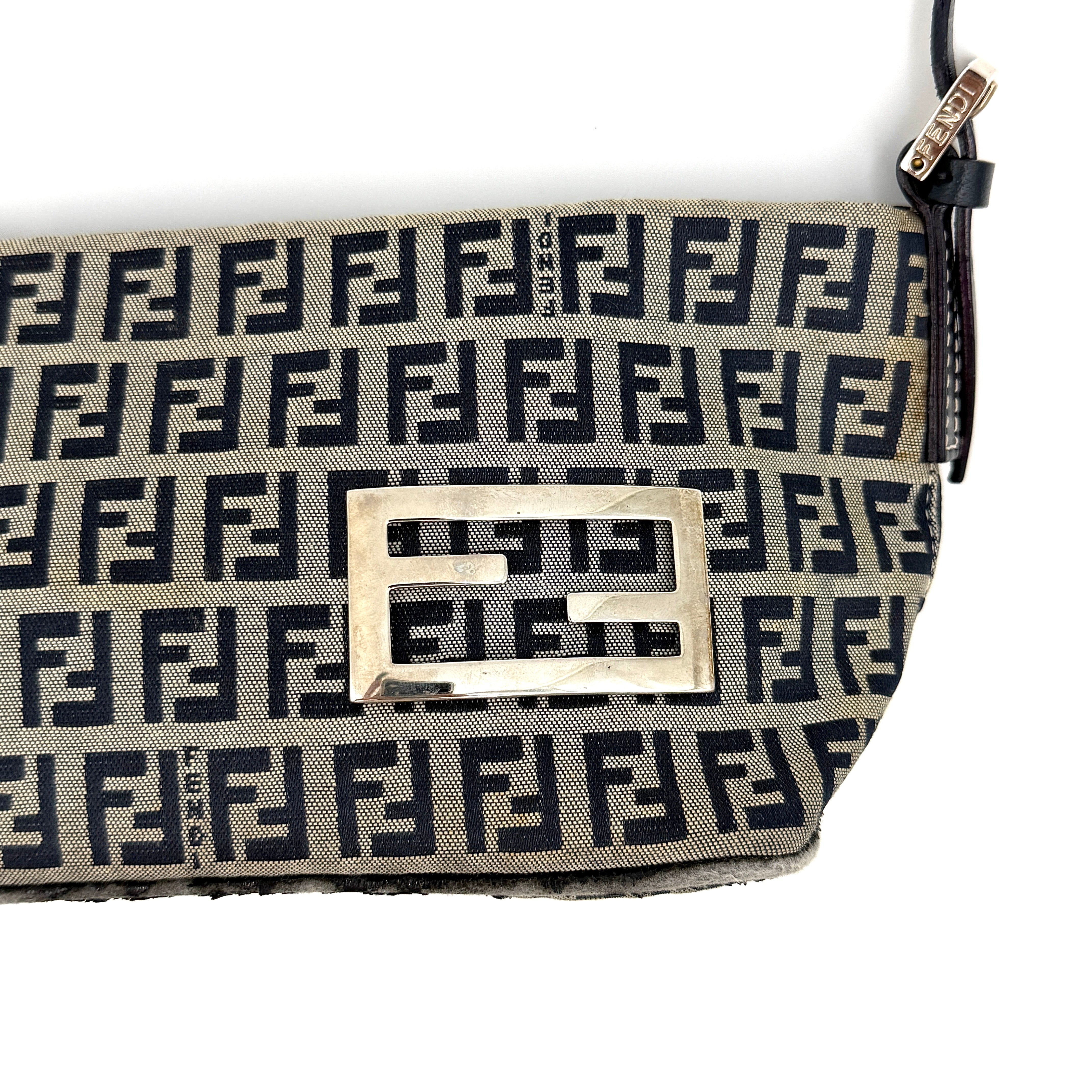 Fendi FF Zucca Boat Pochette Shoulder Bag Grey/Black