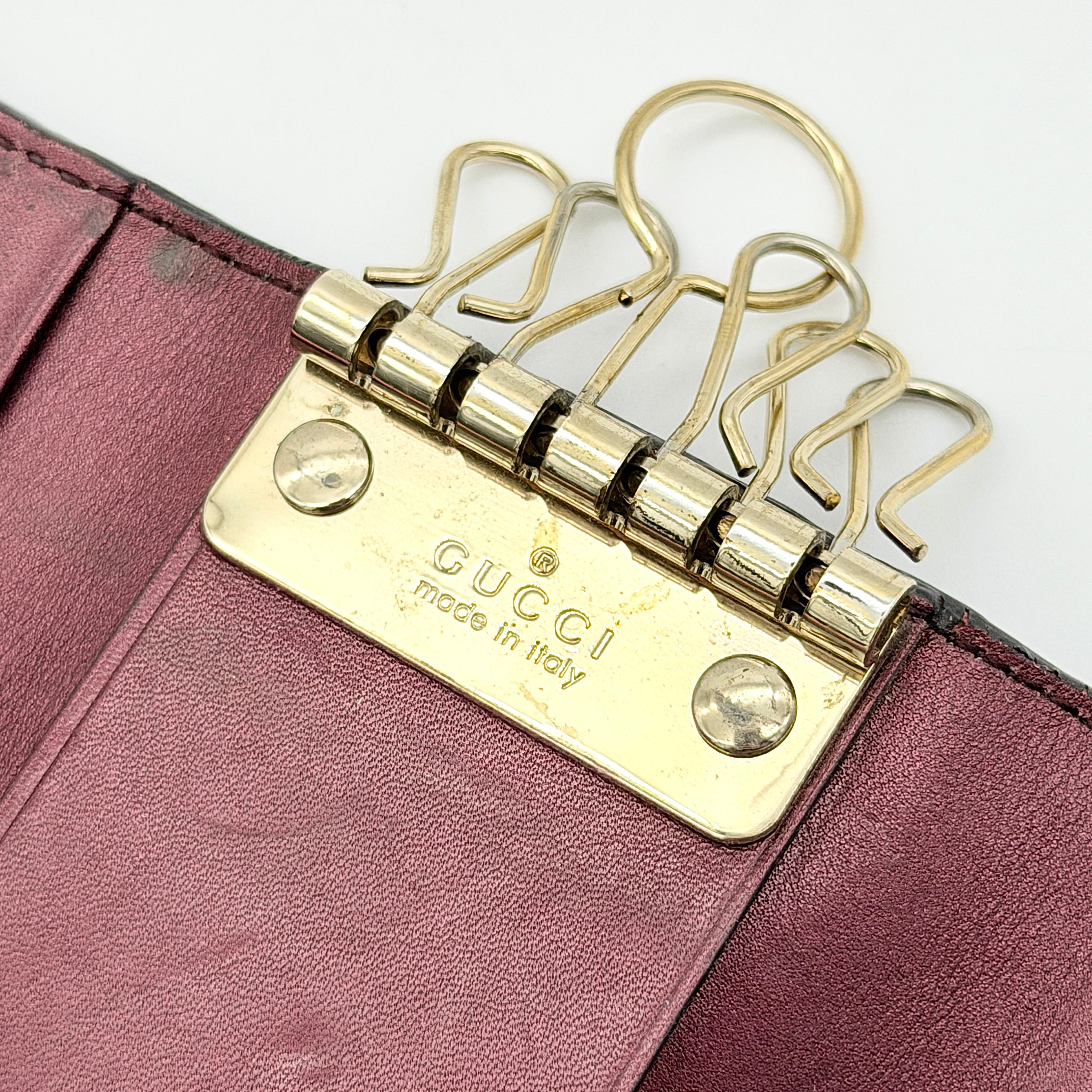 Gucci GG Guccissima Lovely Heart Key Case Burgundy