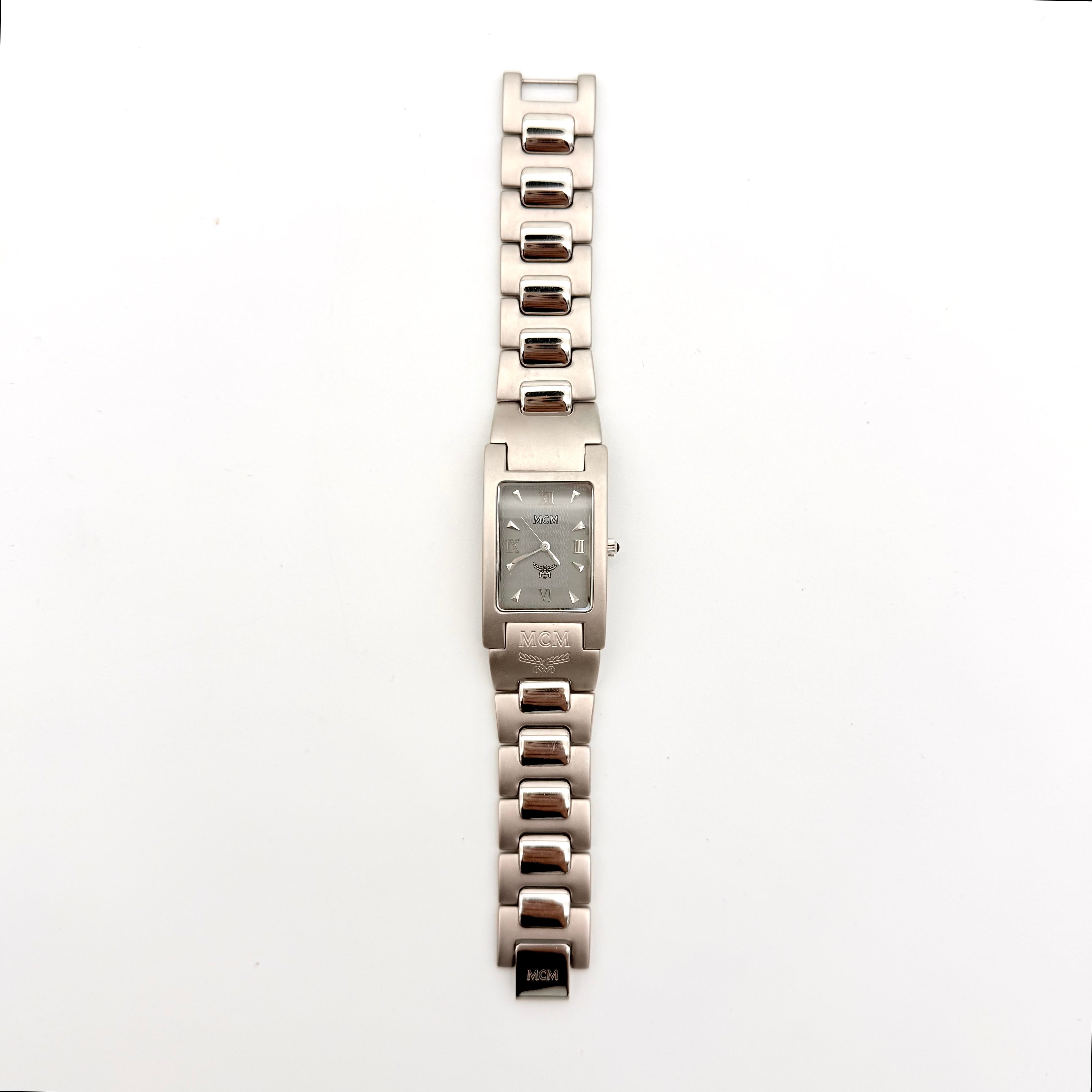 MCM AM.LINE 6991 Rectangular Watch Silver