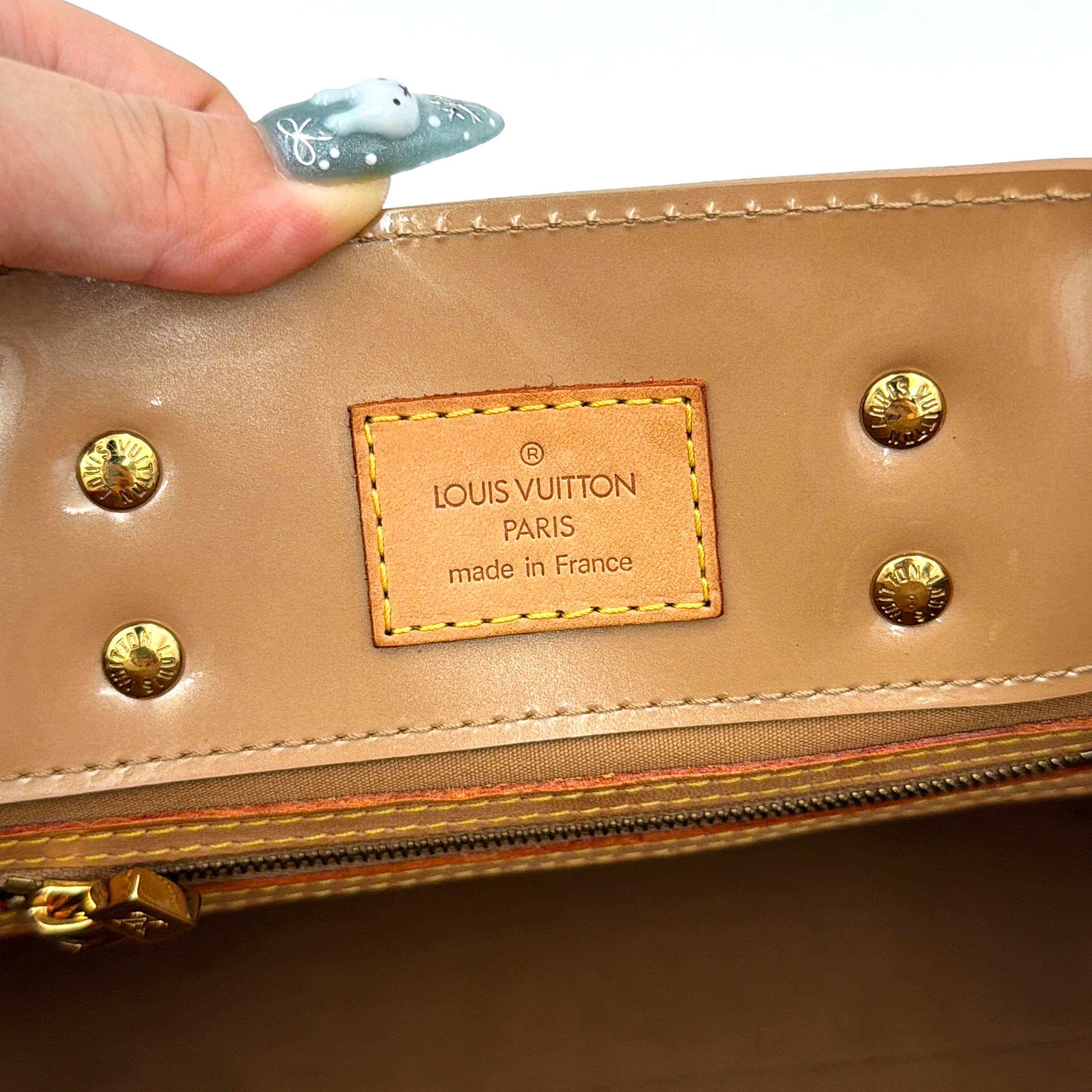 Louis Vuitton PM Vernis Read Shoulder Bag Brown