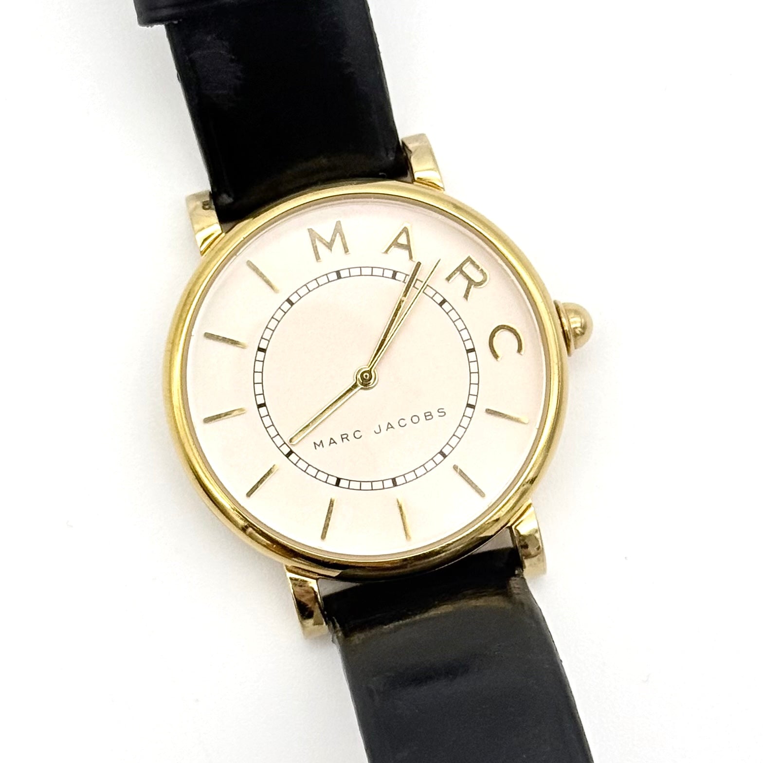 Marc Jacobs Roxy MJ1532 Gold Tone Watch Black