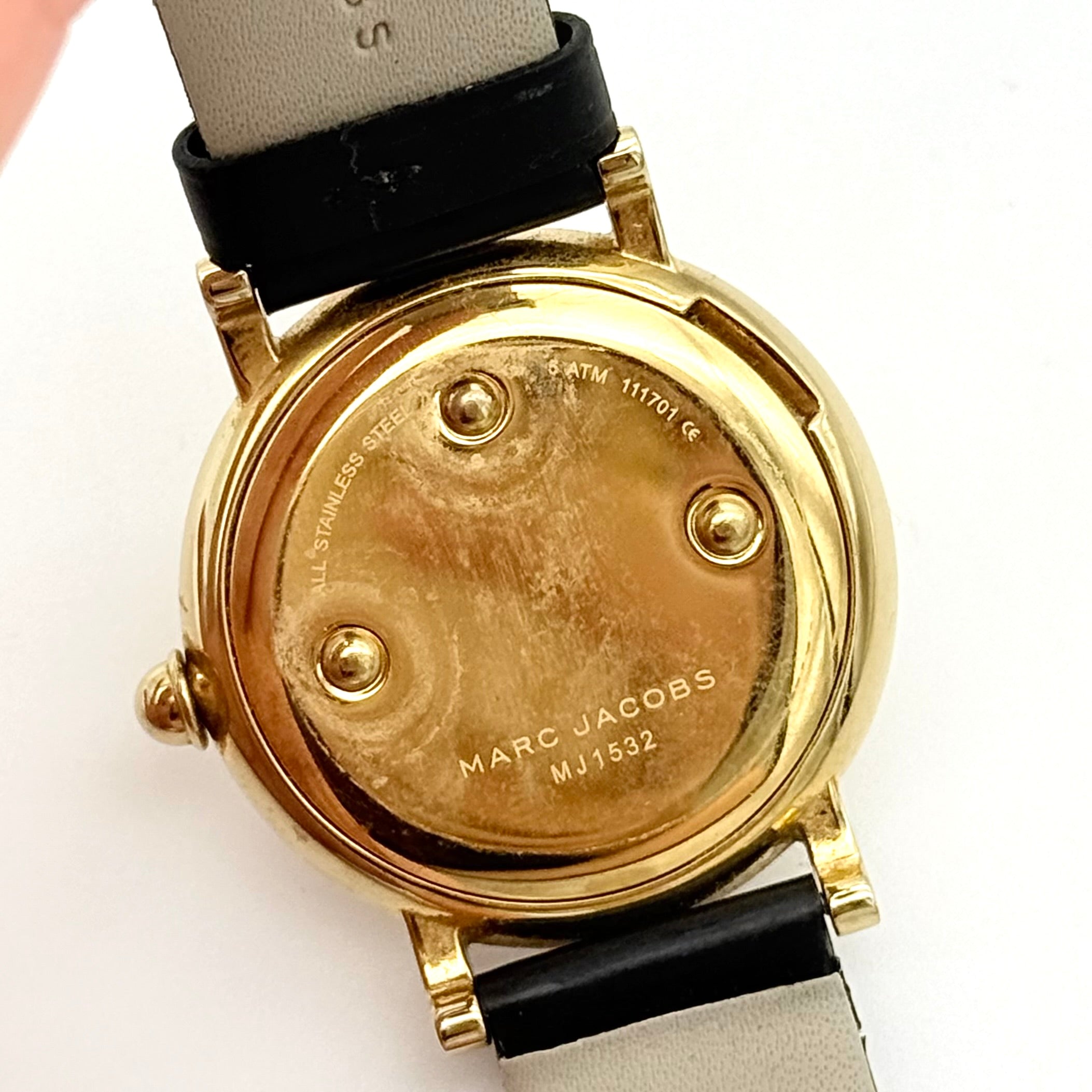 Marc Jacobs Roxy MJ1532 Gold Tone Watch Black