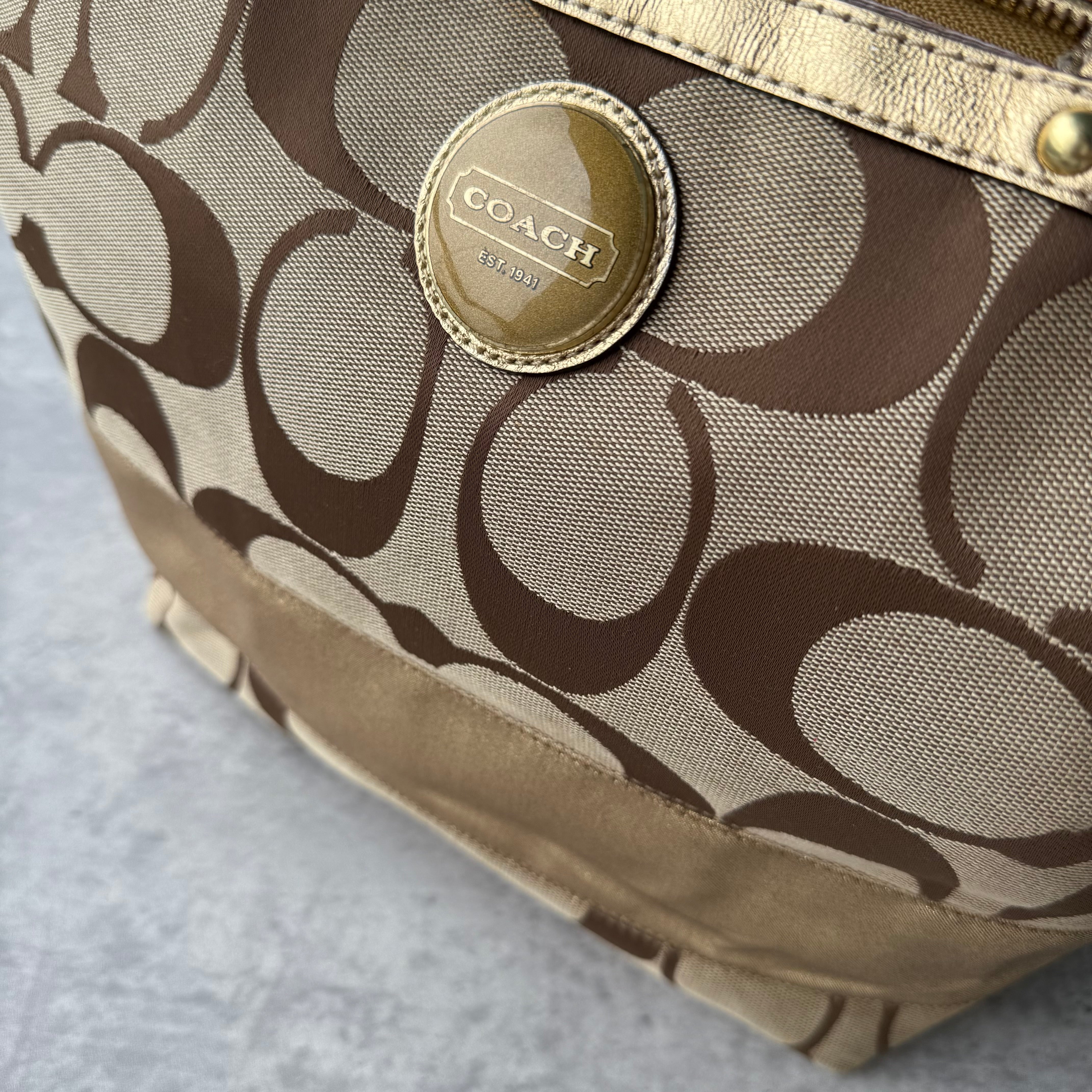 Coach Signature Stripe Tote Bag Gold/Beige