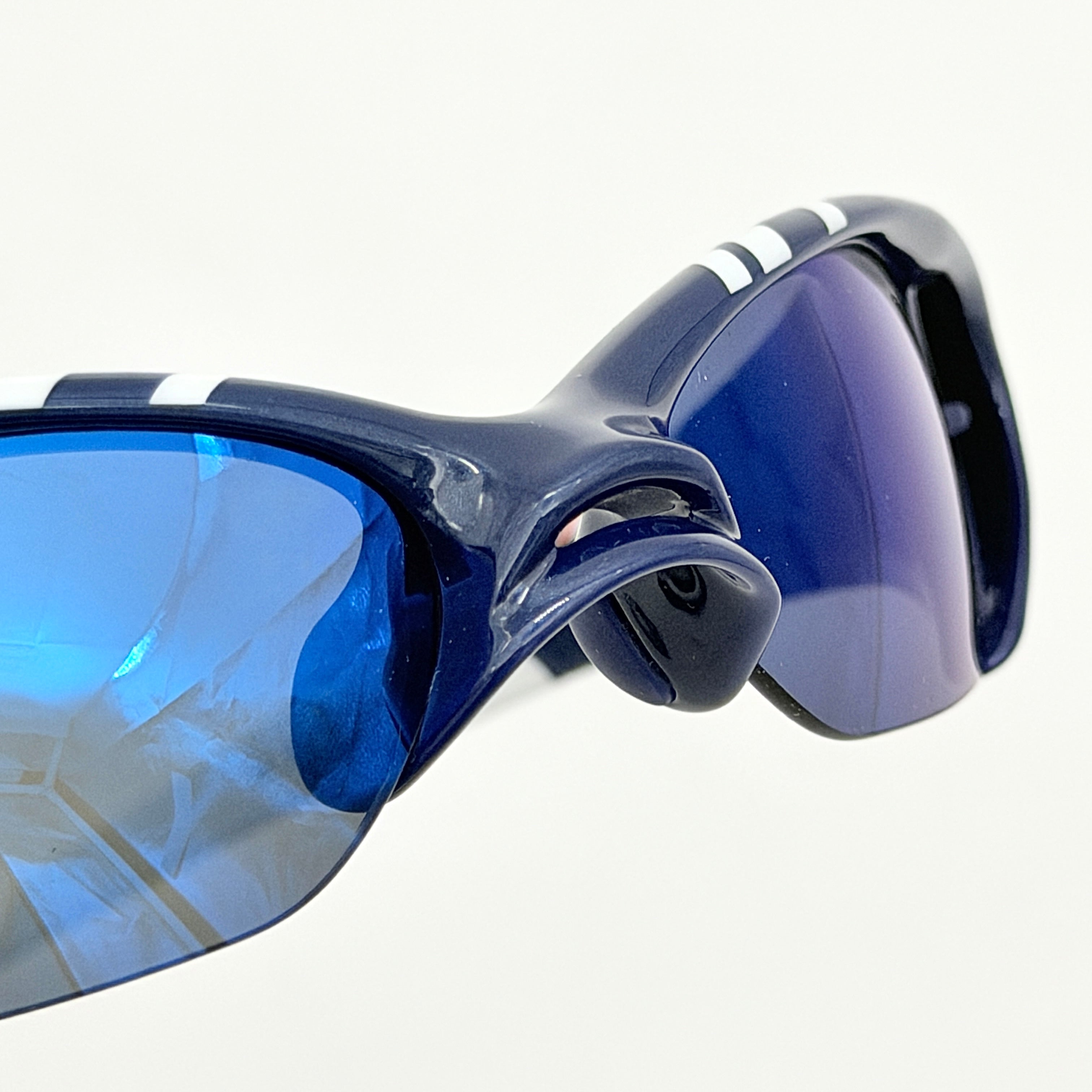 Gentle Monster x Disney F1 Slipstream N8 Sunglasses Blue/White