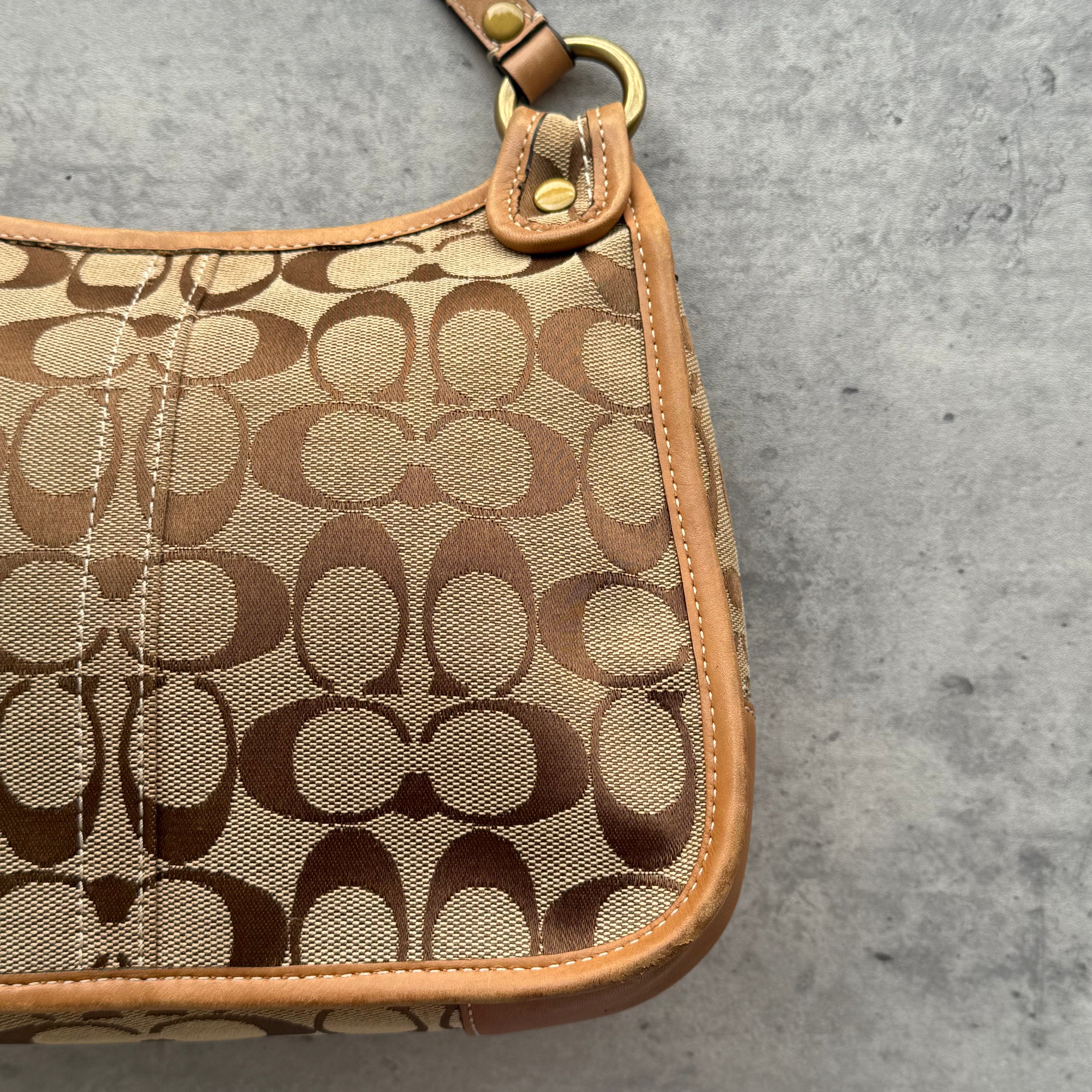 Coach Signature Turnlock Crossbody Bag Tan/Beige