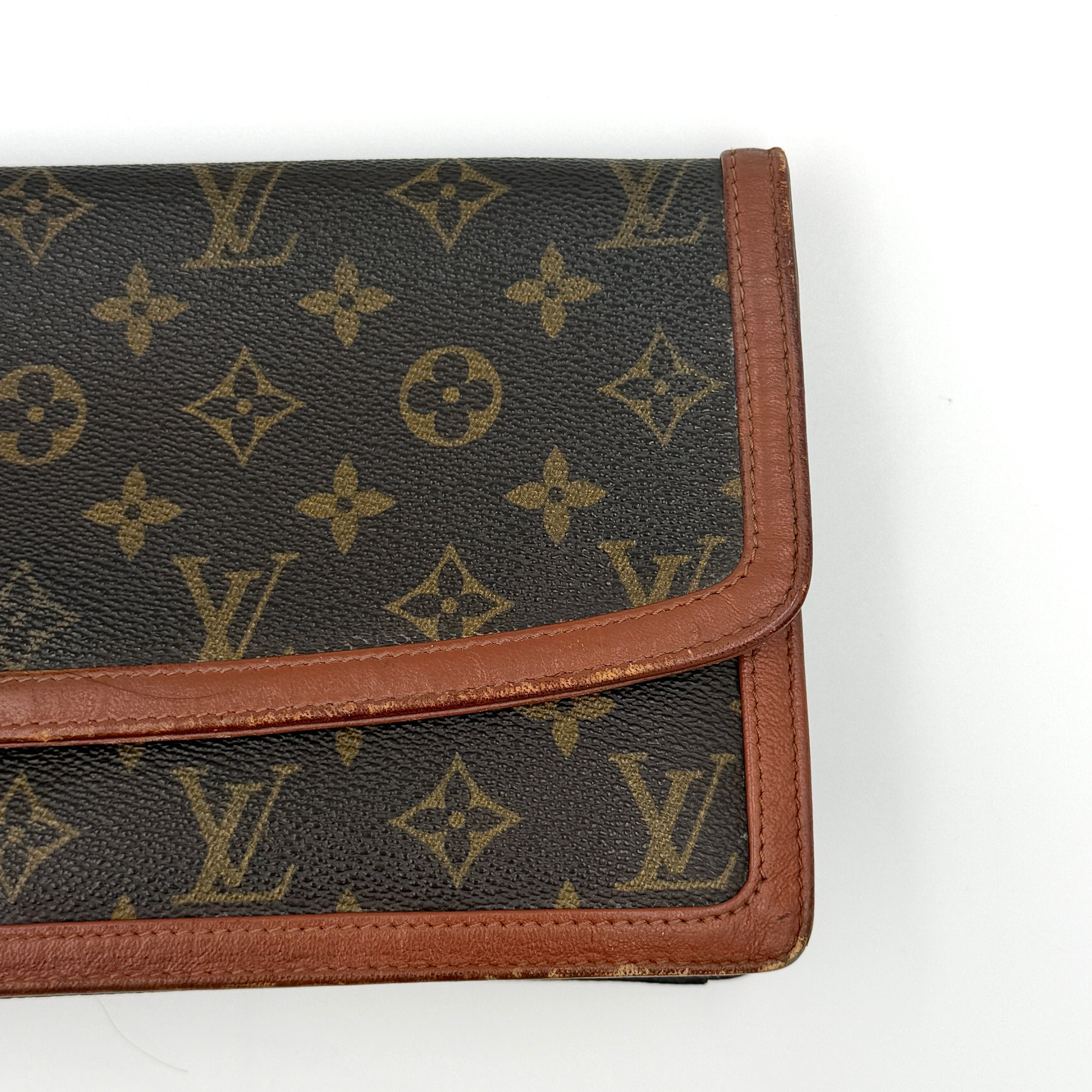 Louis Vuitton Monogram Pochette Dame Clutch Bag