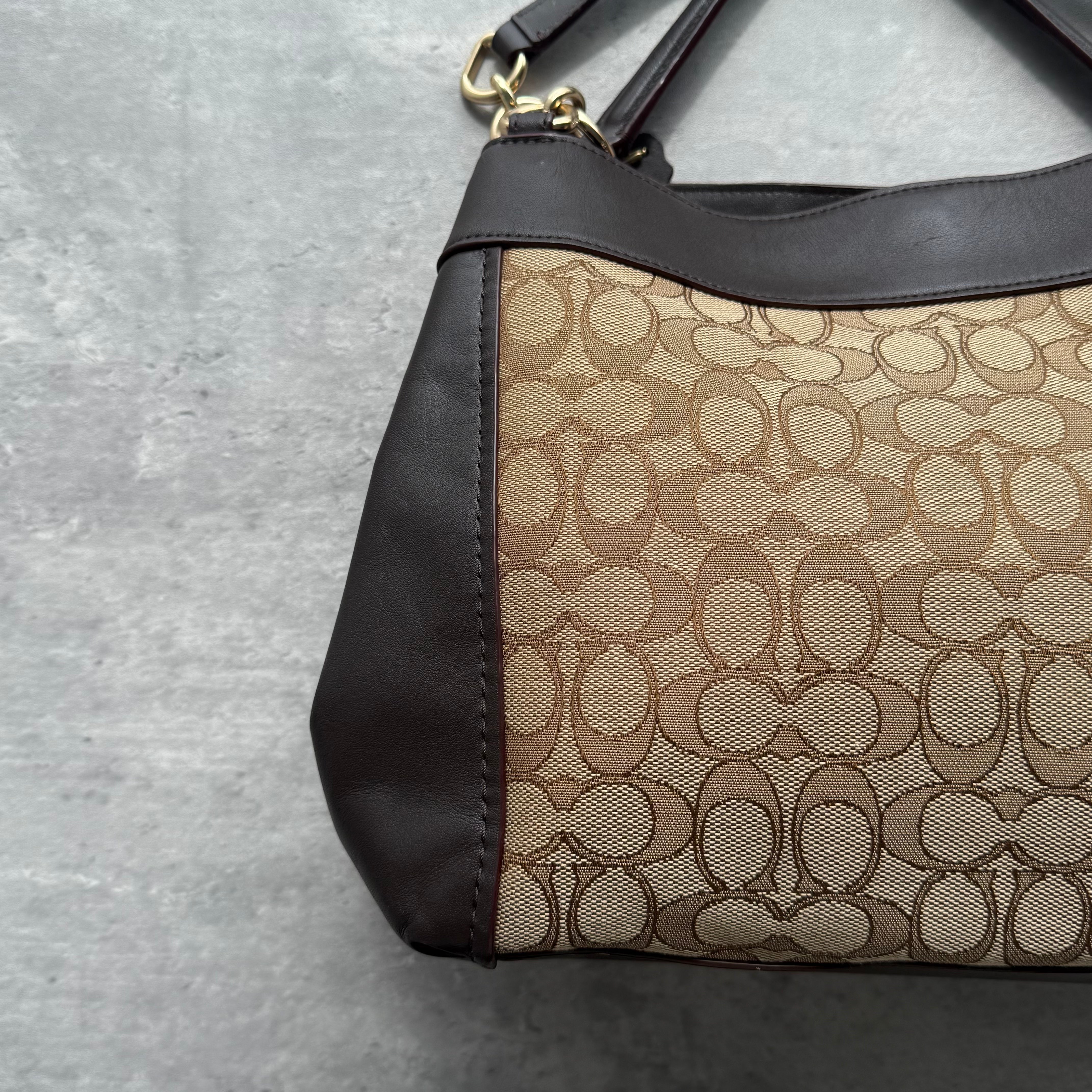 Coach Signature Lexy Canvas Shoulder Bag Beige/Brown