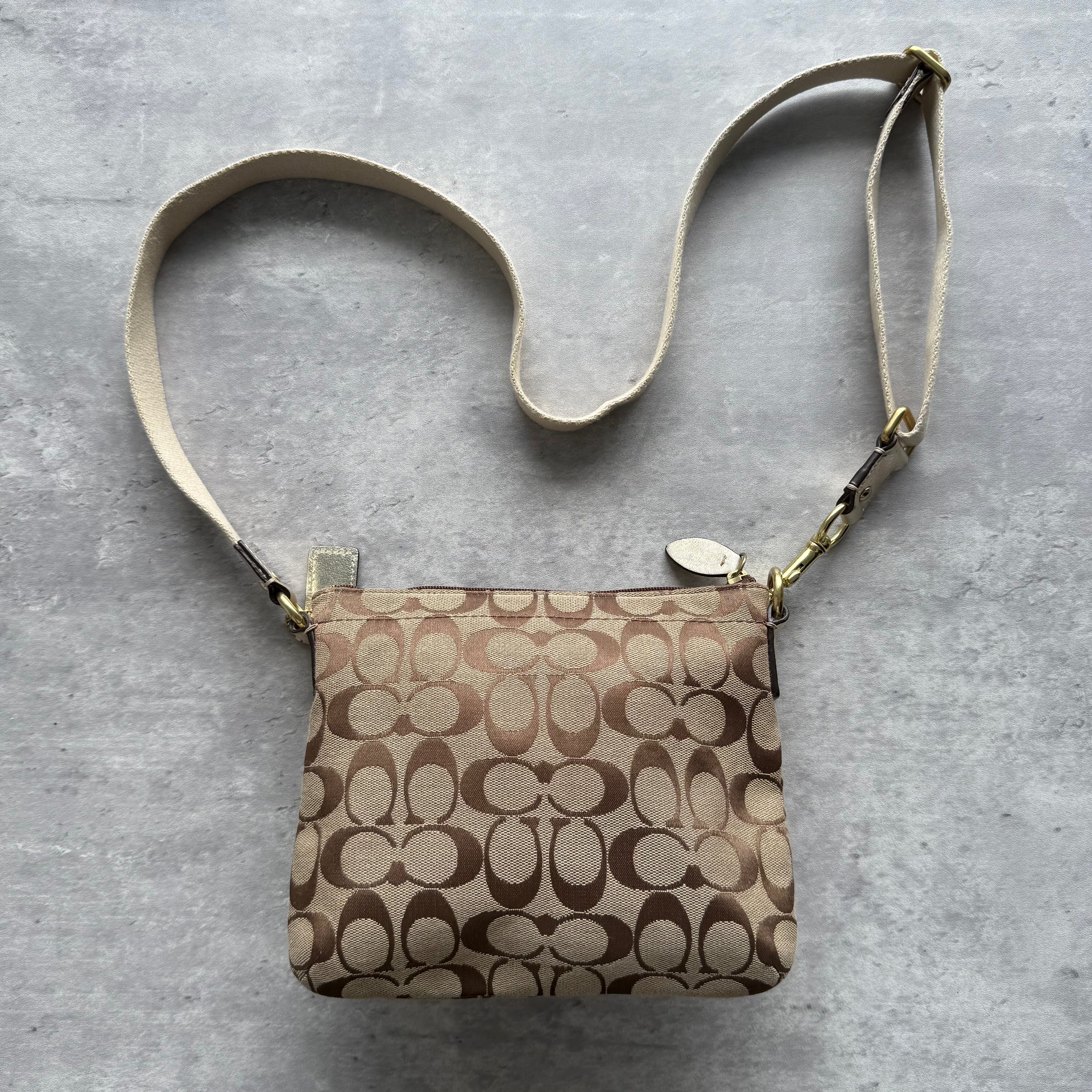 Coach Signature Penelope Turnlock Messenger Crossbody Bag Beige