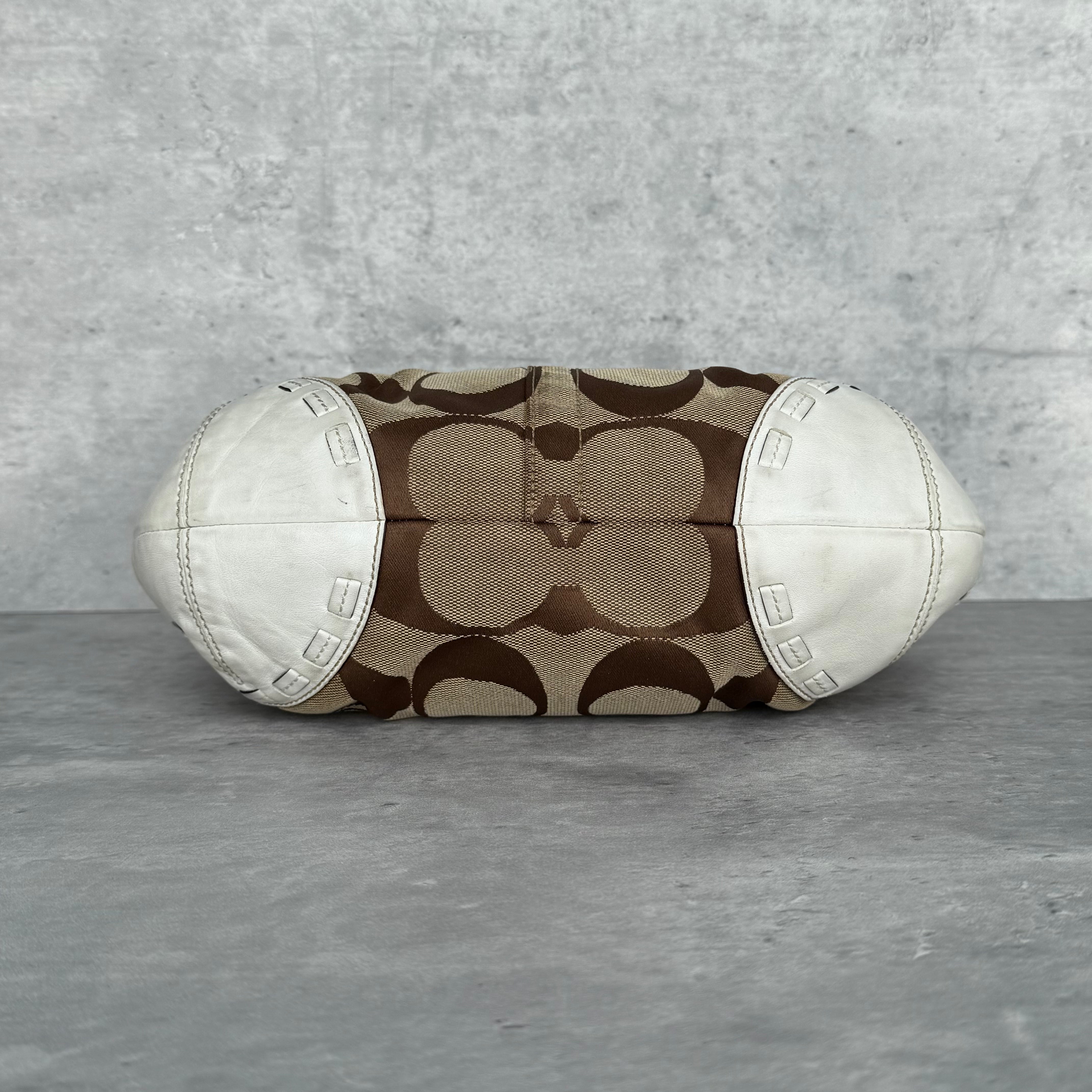Coach Signature Ergo Shoulder Bag Beige/White