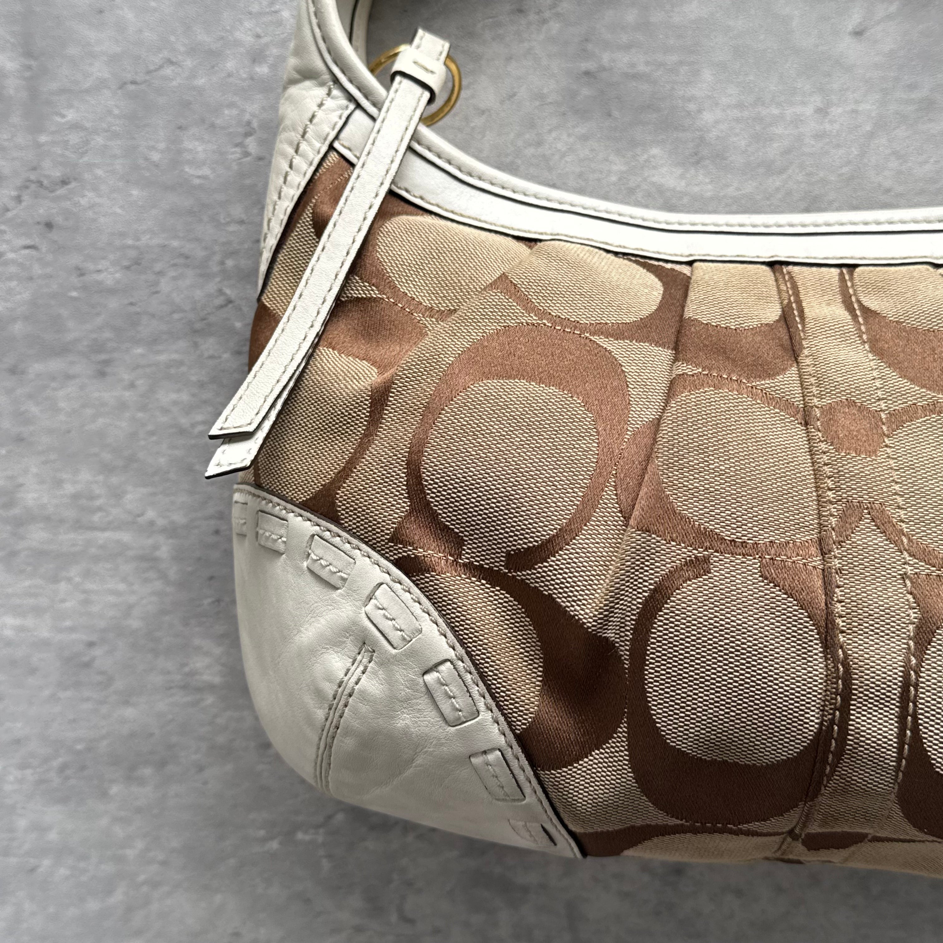 Coach Signature Ergo Shoulder Bag Beige/White
