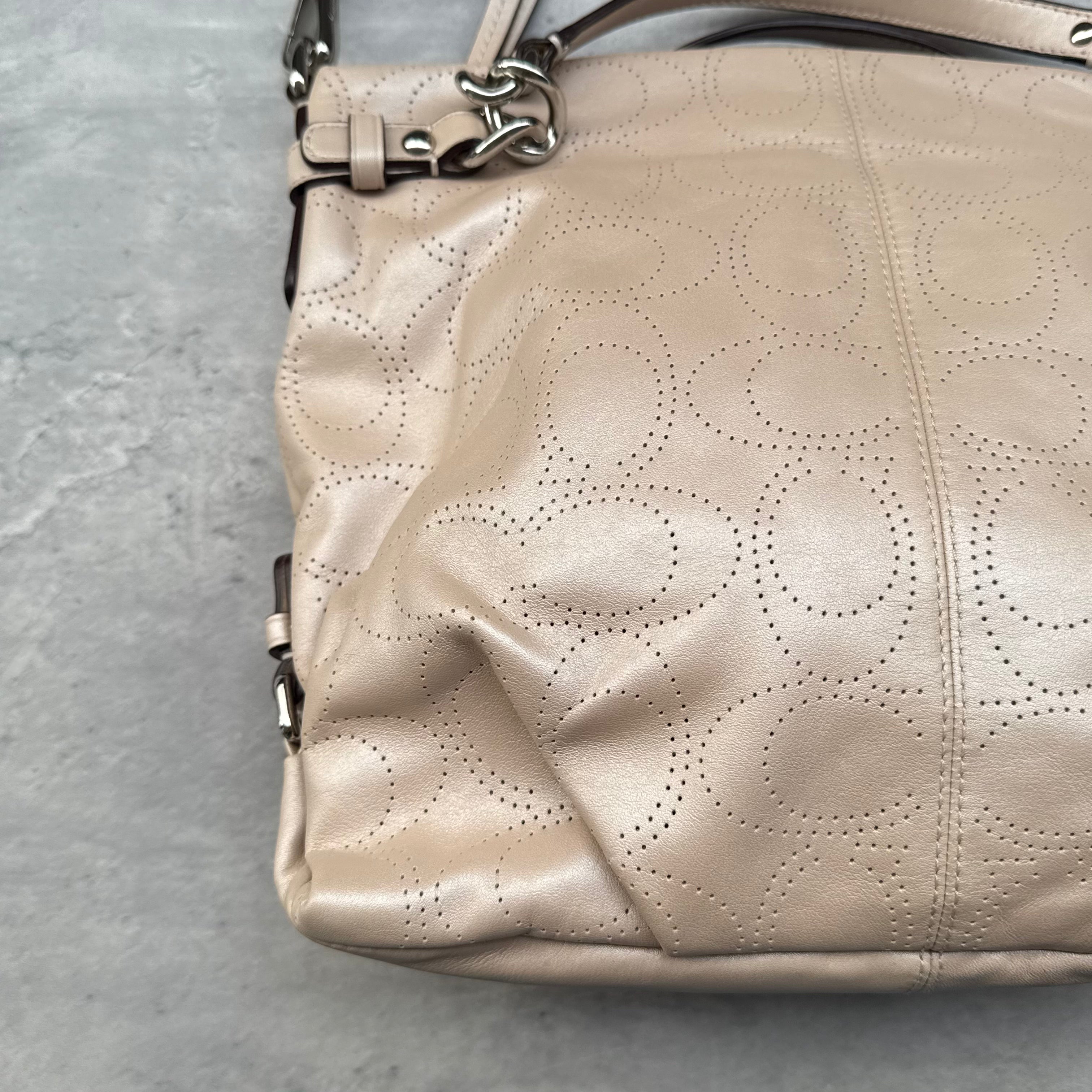 Coach 2Way Perforated Hobo ShoulderBag Light Brown