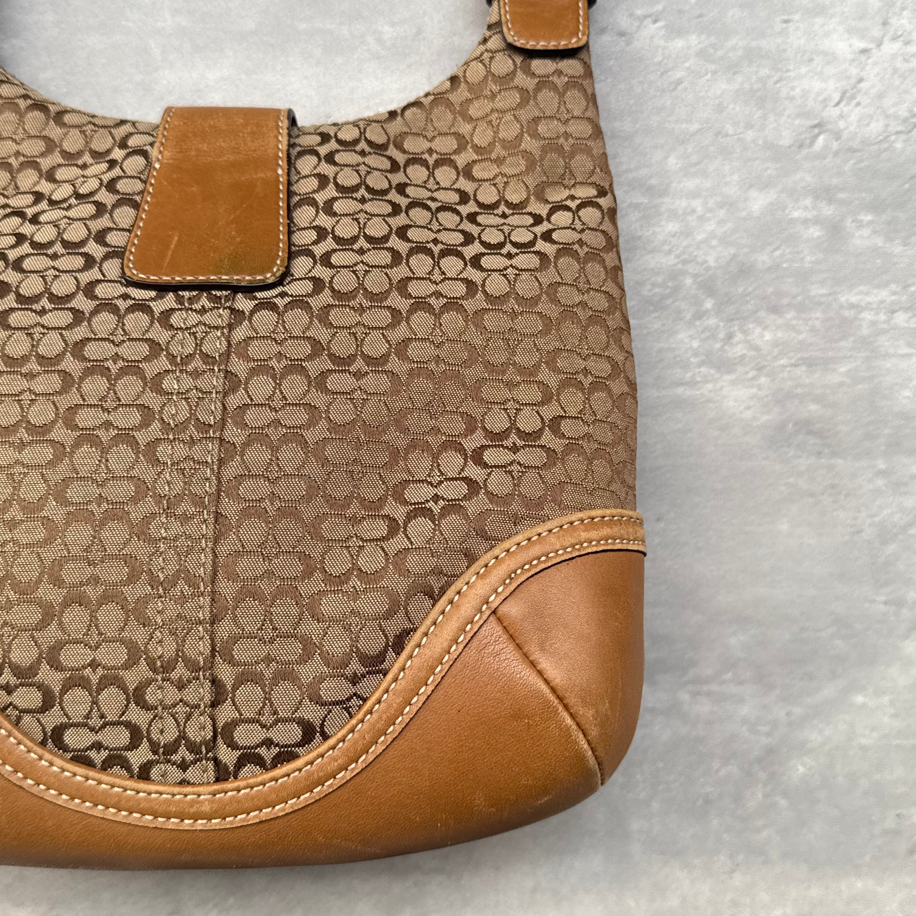 Coach Y2K Signature Soho Crossbody Bag Beige/Tan
