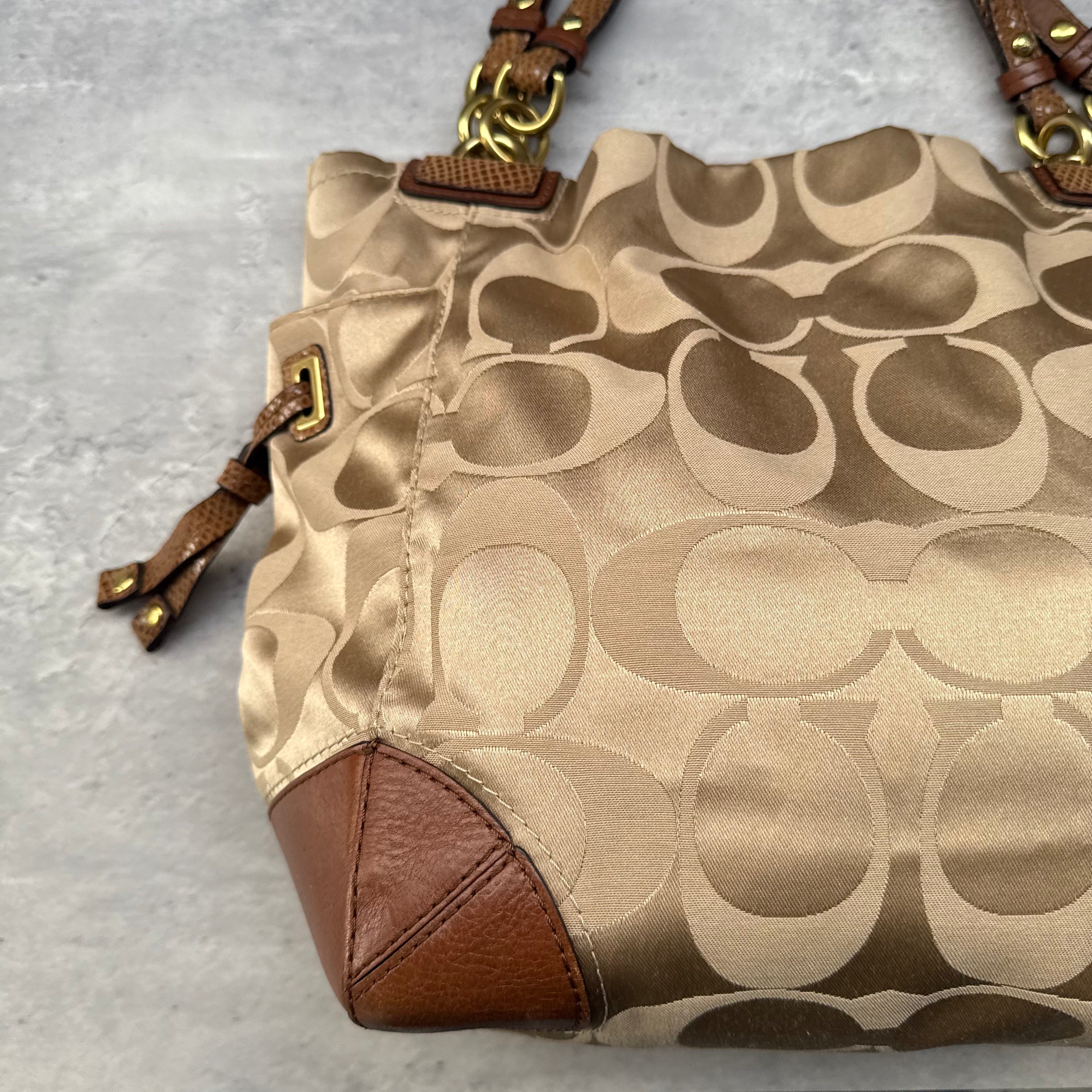 Coach Signature Peyton Hobo ShoulderBag Beige/Brown