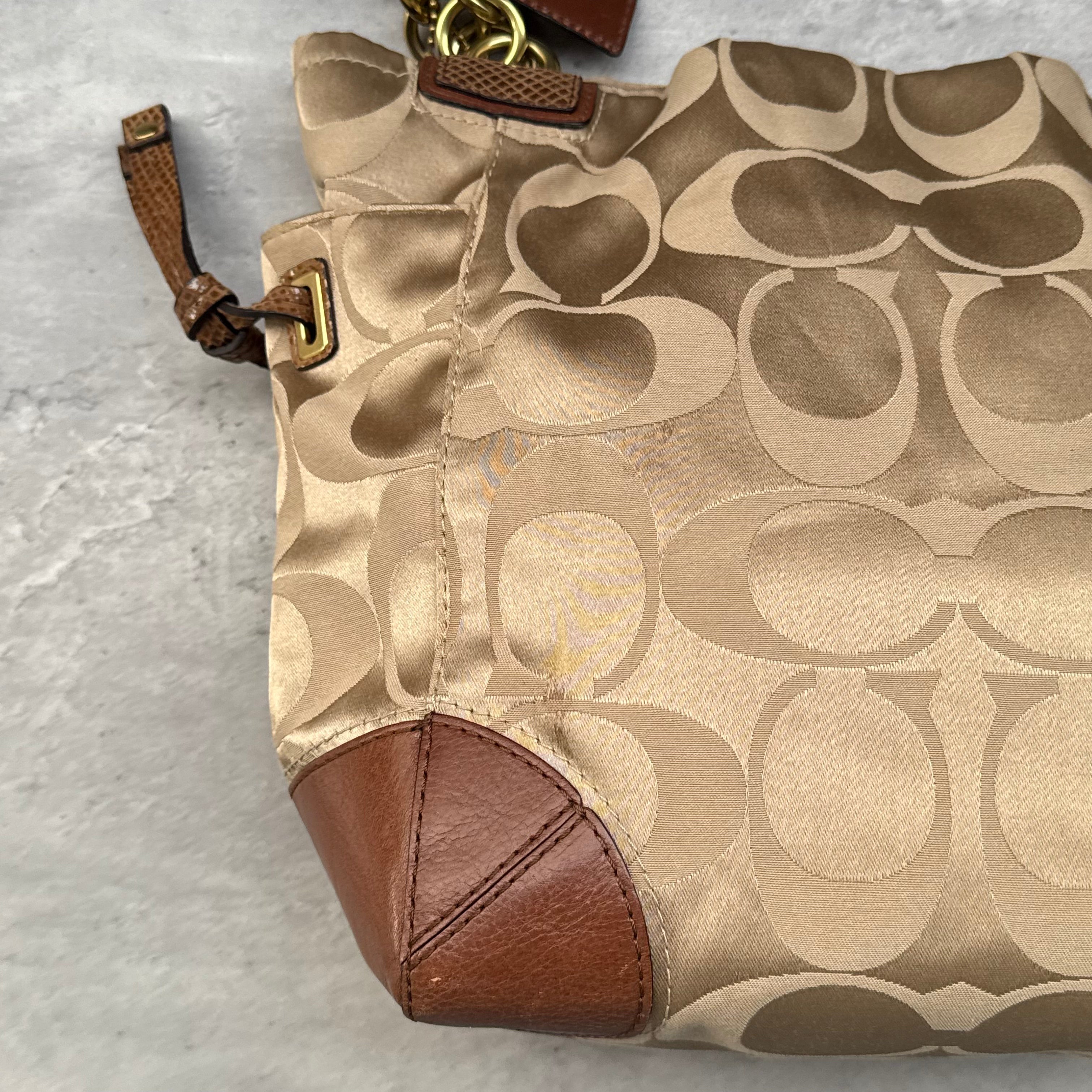 Coach Signature Peyton Hobo ShoulderBag Beige/Brown