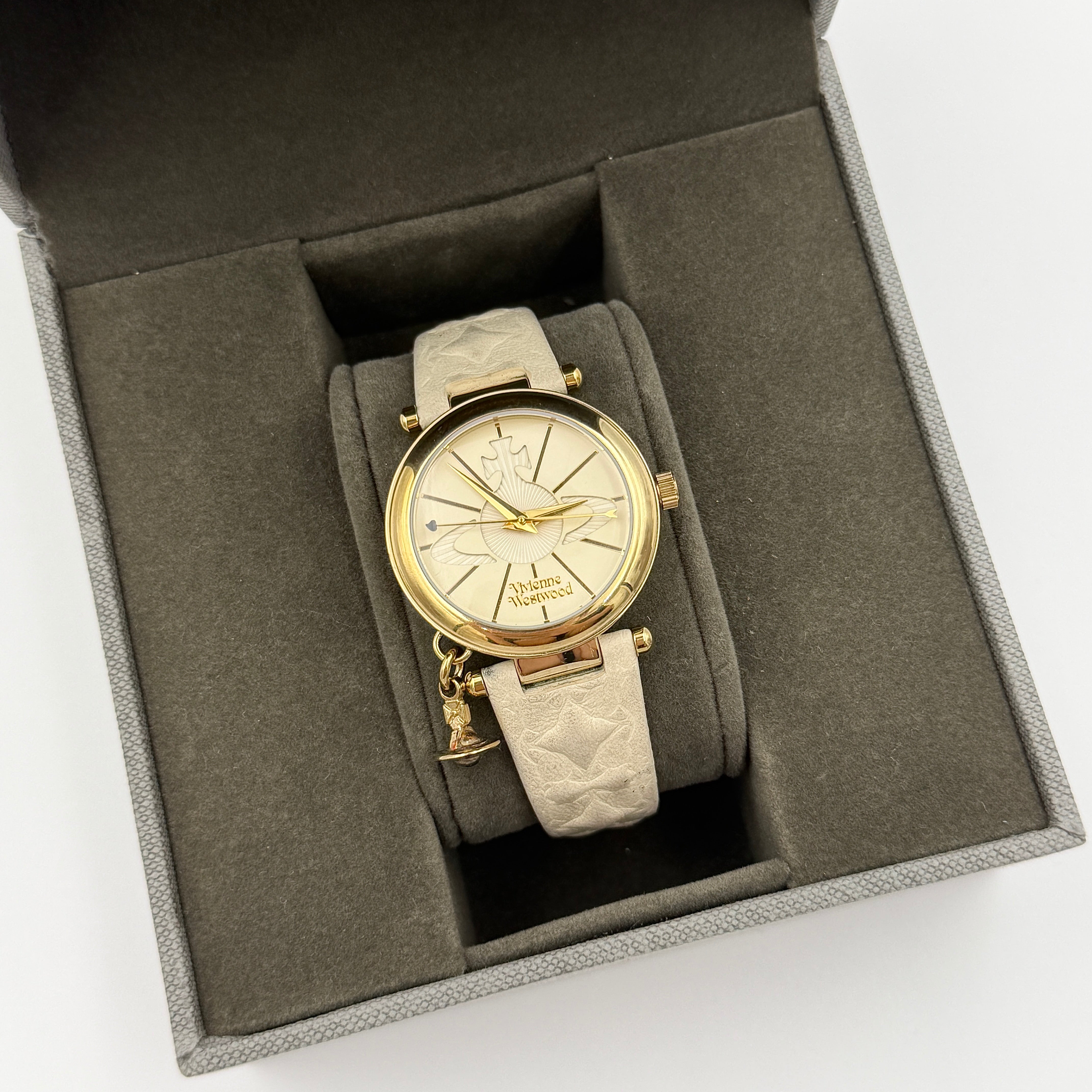 Vivienne Westwood Orb VV006WHWH Watch Gold/Beige