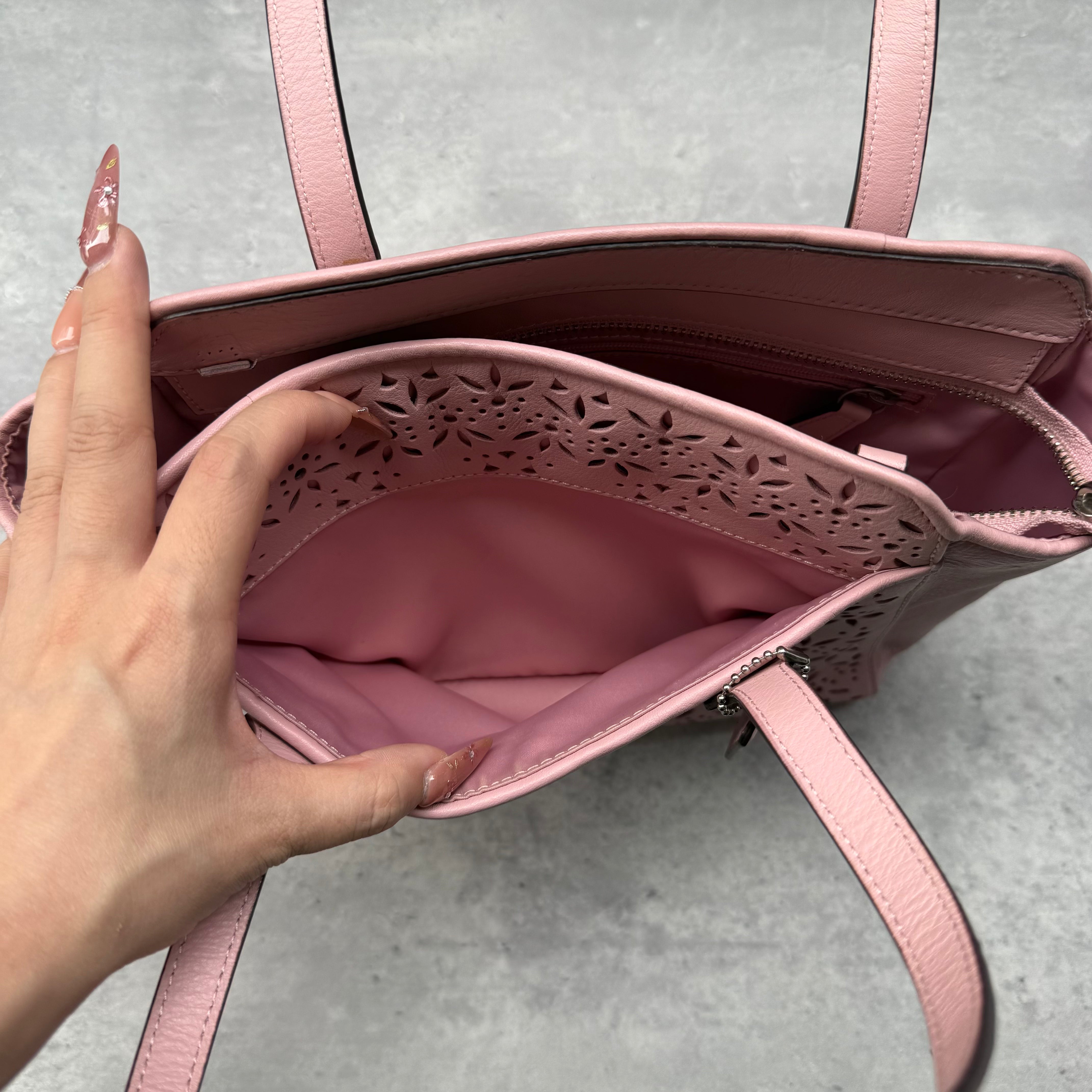 Coach 2Way Taylor Eyelet Bette Mini Tote Bag Pink