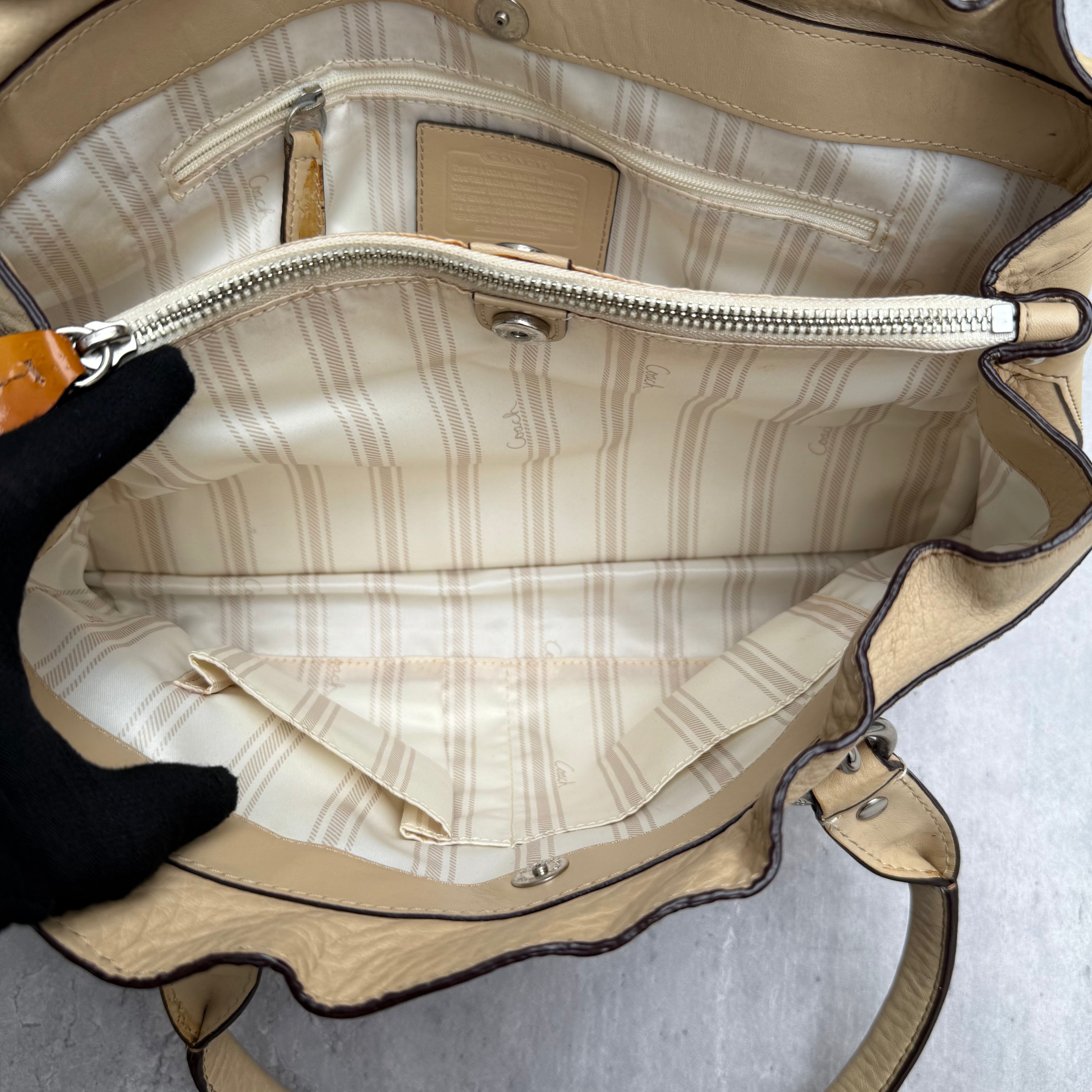 Coach Penelope Pebble Leather HandBag Cream