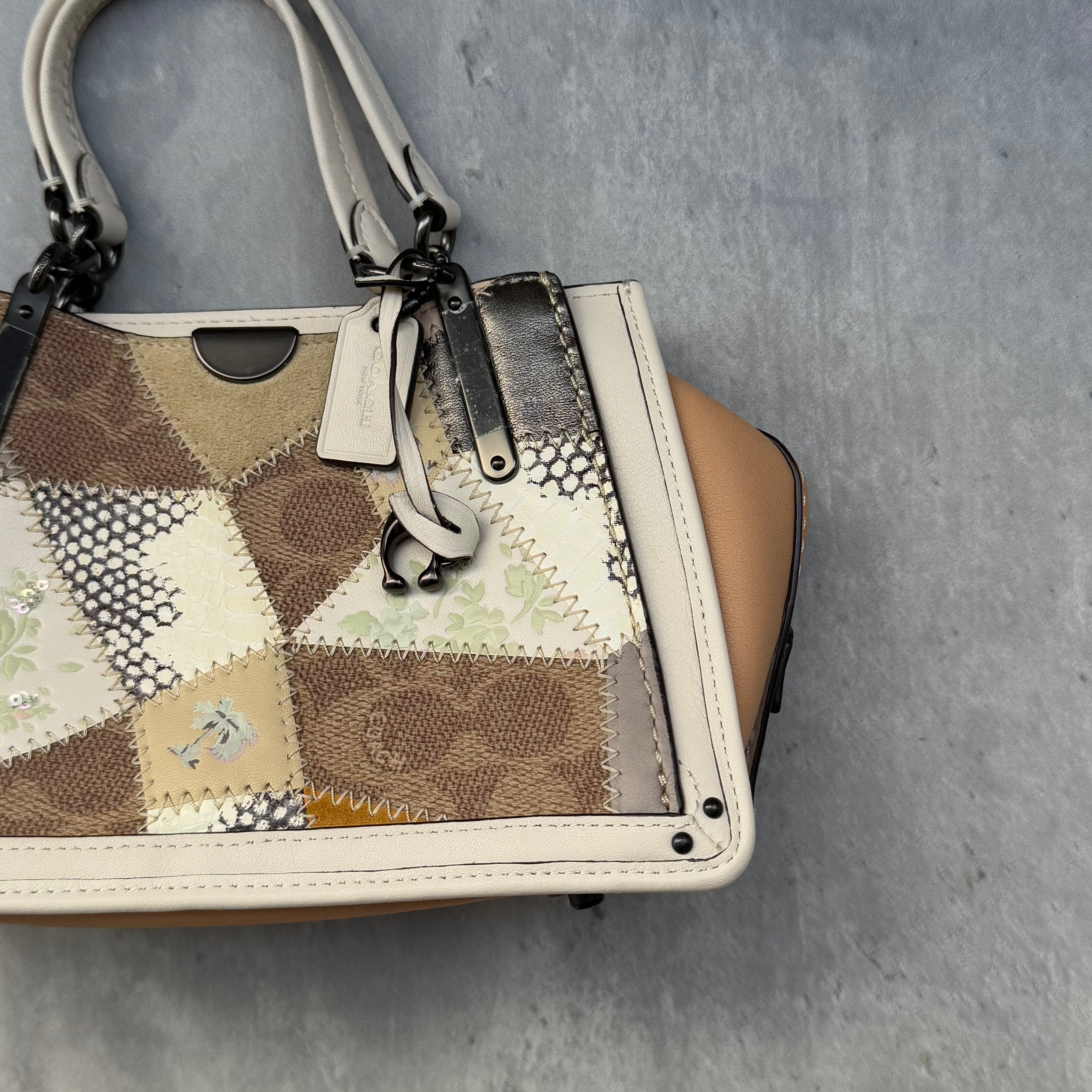 Coach Signature Dreamer 21 Patchwork Beechwood Handbag Multicolor