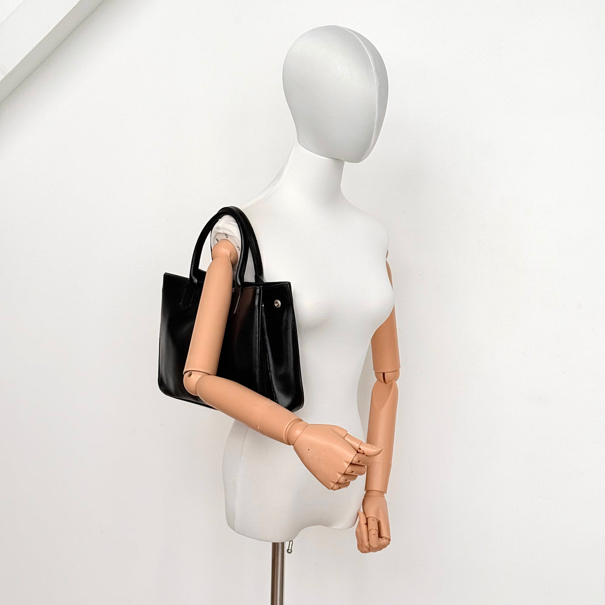 Longchamp Roseau Leather Handbag Black