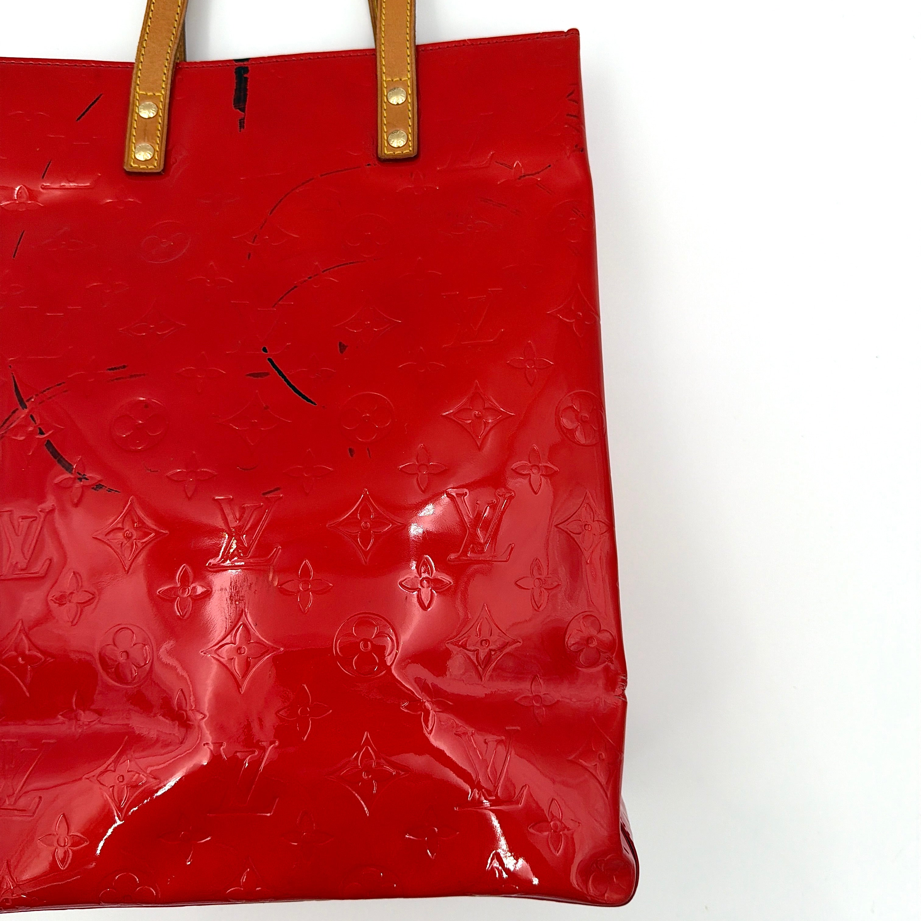 Louis Vuitton Monogram Vernis Reade MM Tote Bag Red