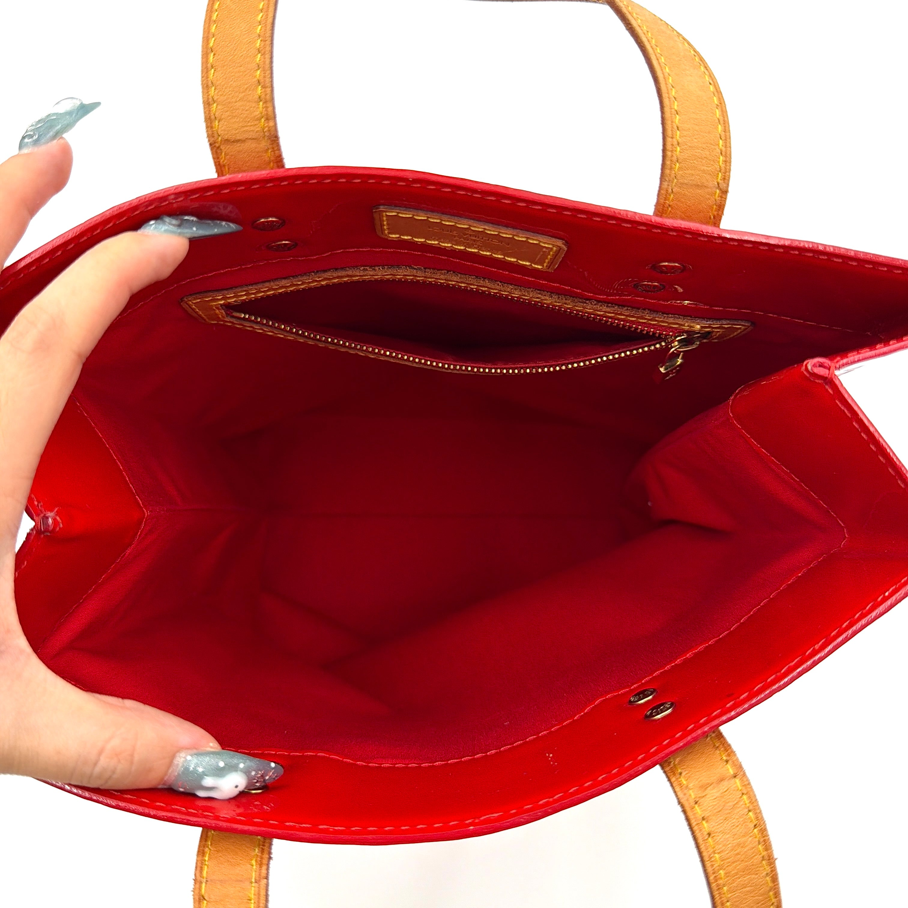 Louis Vuitton Monogram Vernis Reade MM Tote Bag Red