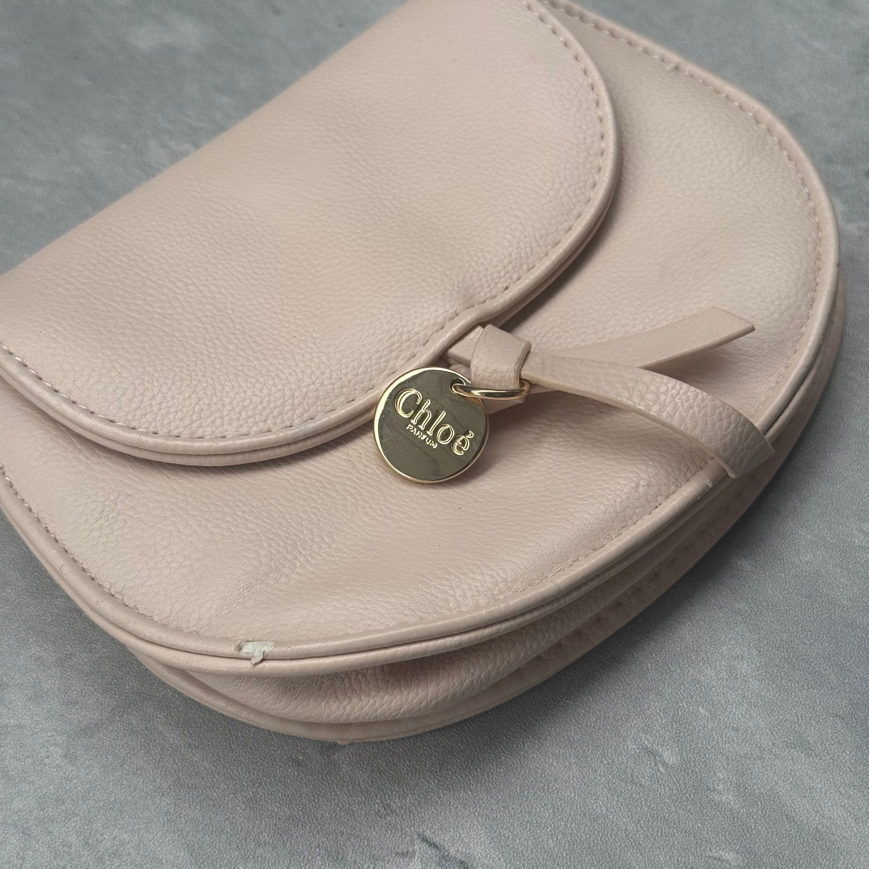 Chloe Charm Pouch Wallet Light Pink