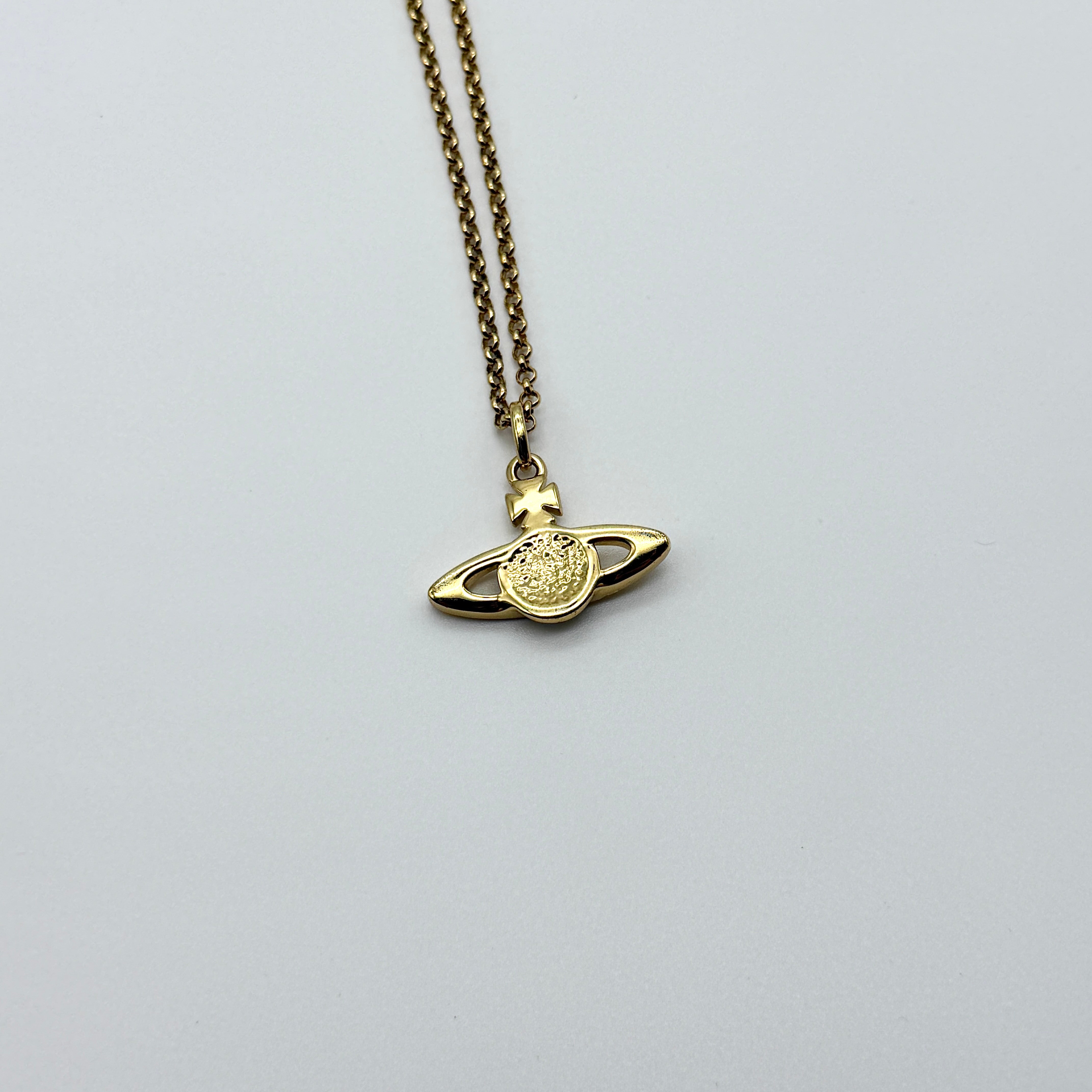 Vivienne Westwood Orb Necklace Gold