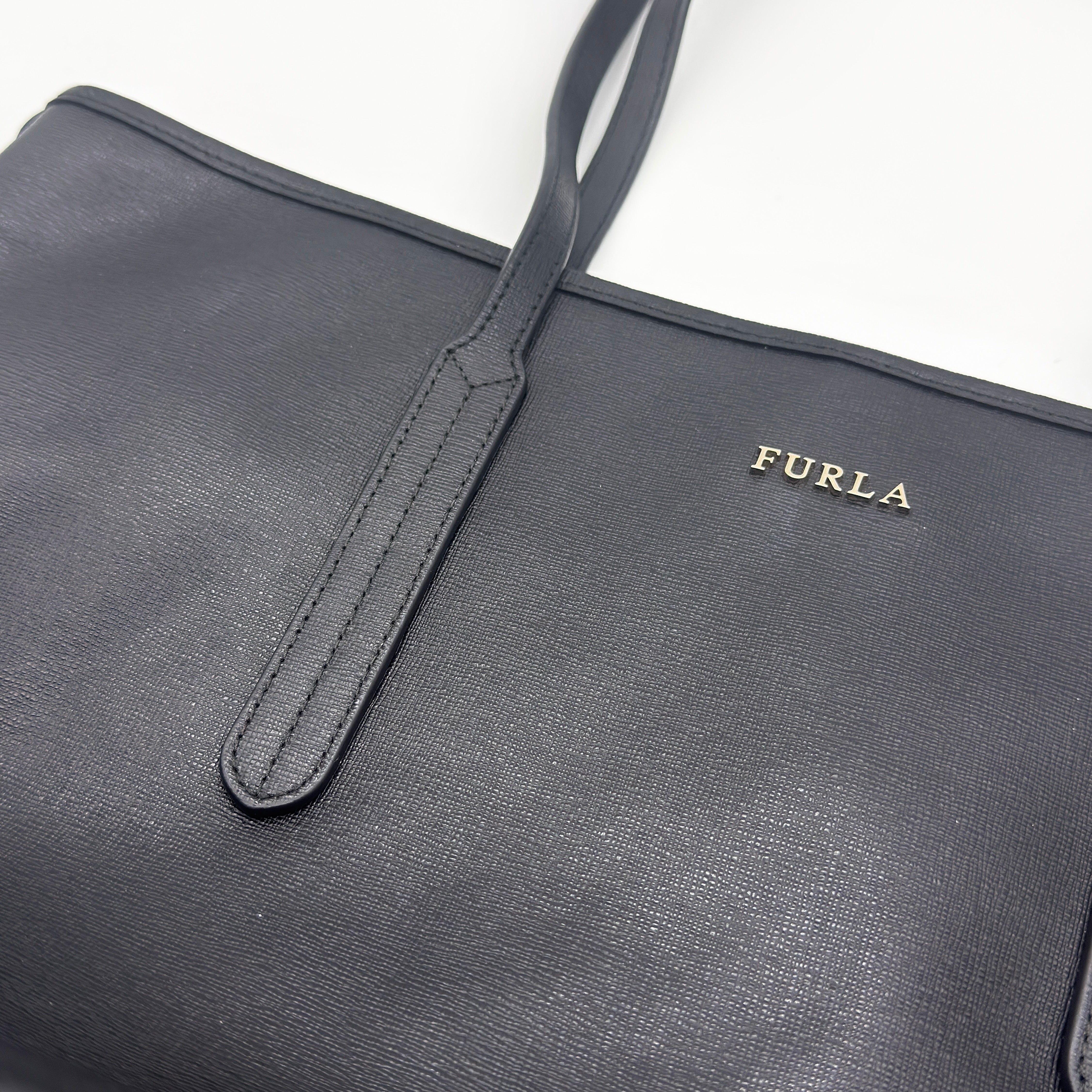 Furla Ariana Leather Tote Bag Black