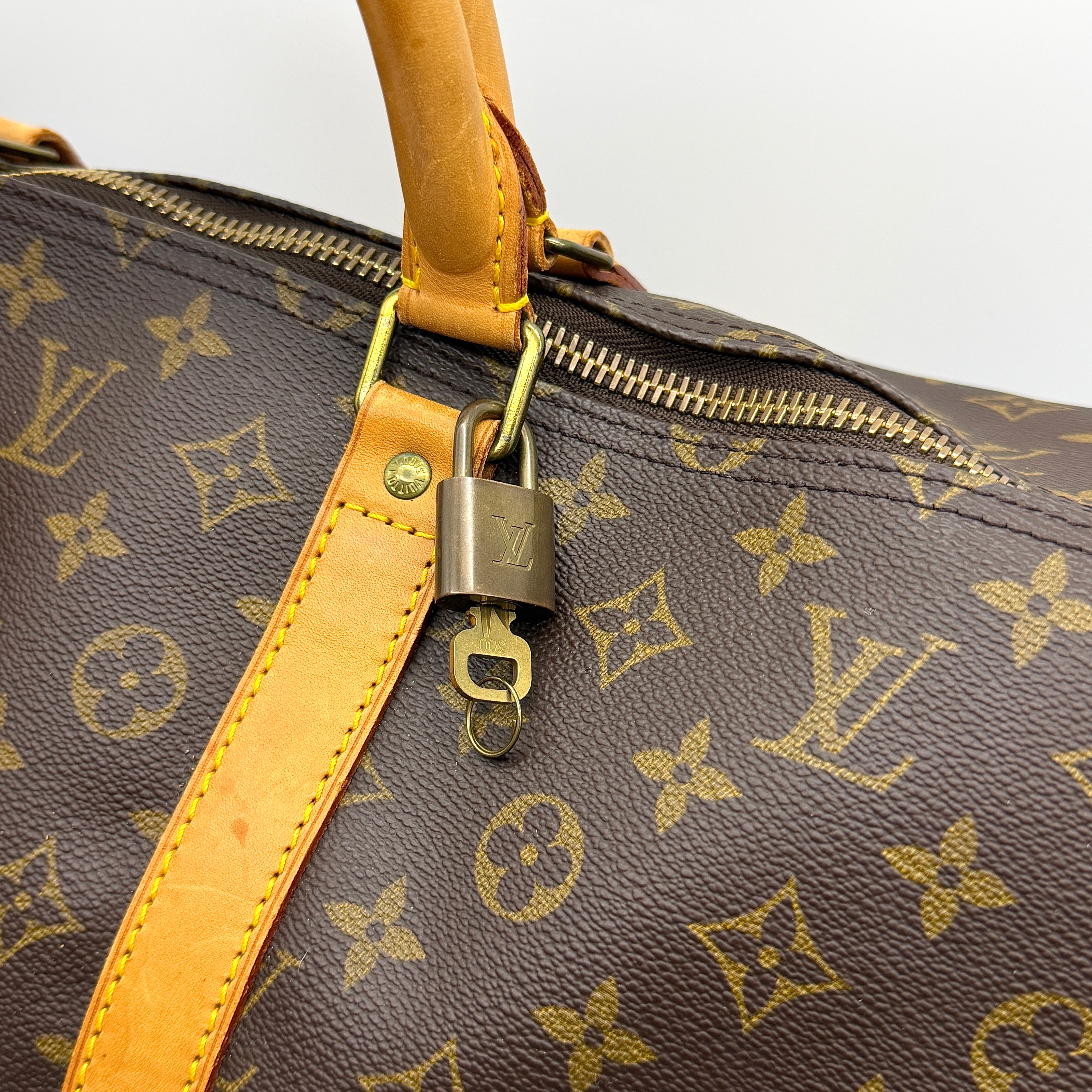 Louis Vuitton Monogram Keepall 55 Duffle Bag