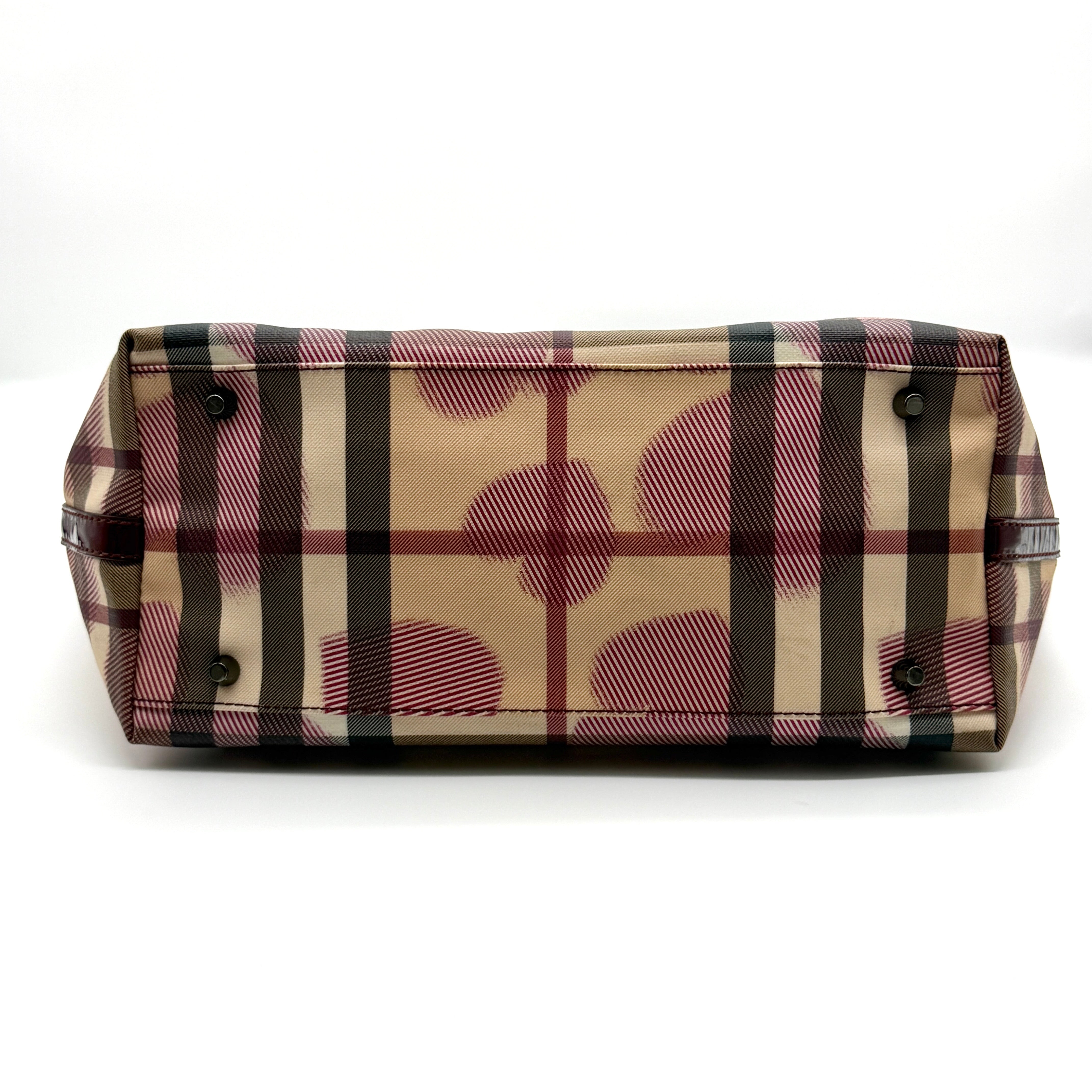 Burberry Nova Check Heart Shoulder Bag Beige